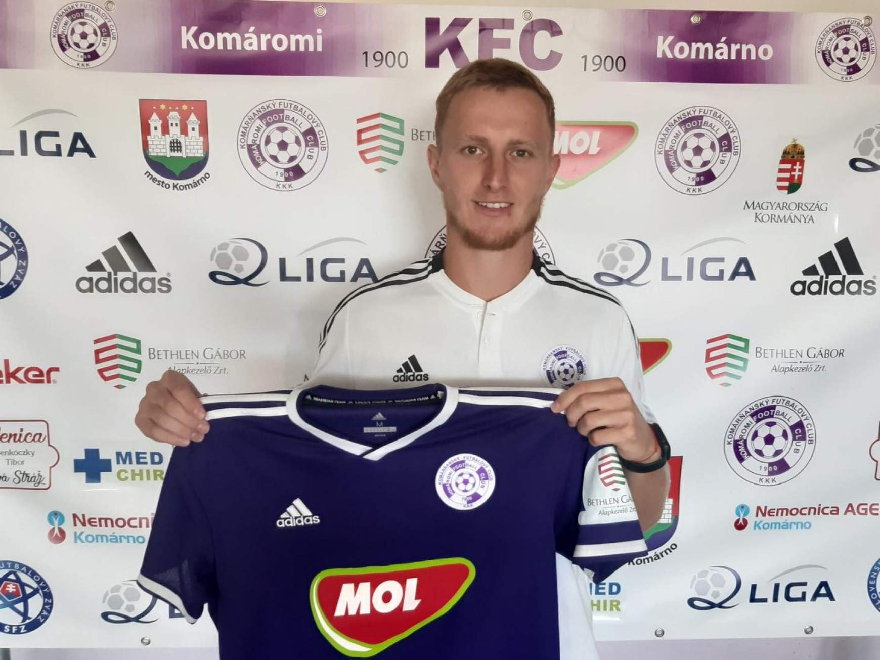 KFC Komárom