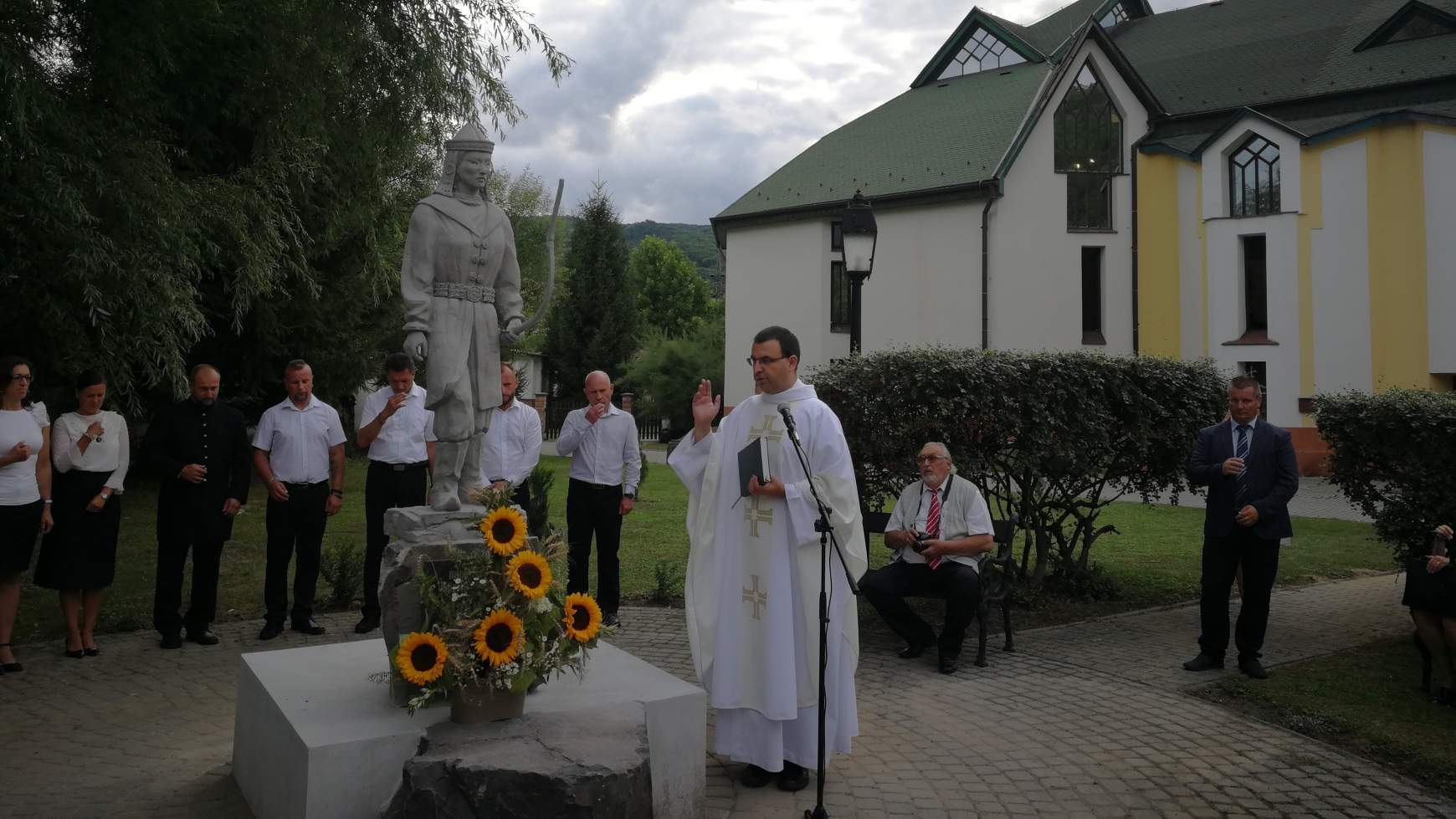 hajnacska-szobranak-megaldasa-