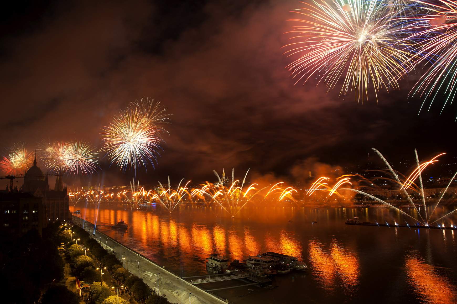 tűzijáték - Budapest - 2021. aug. 20. 