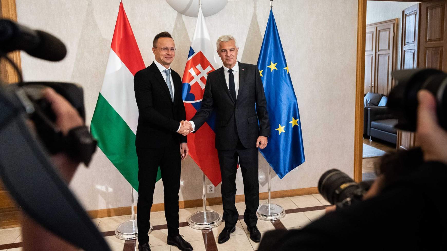 szijjártó korcok
