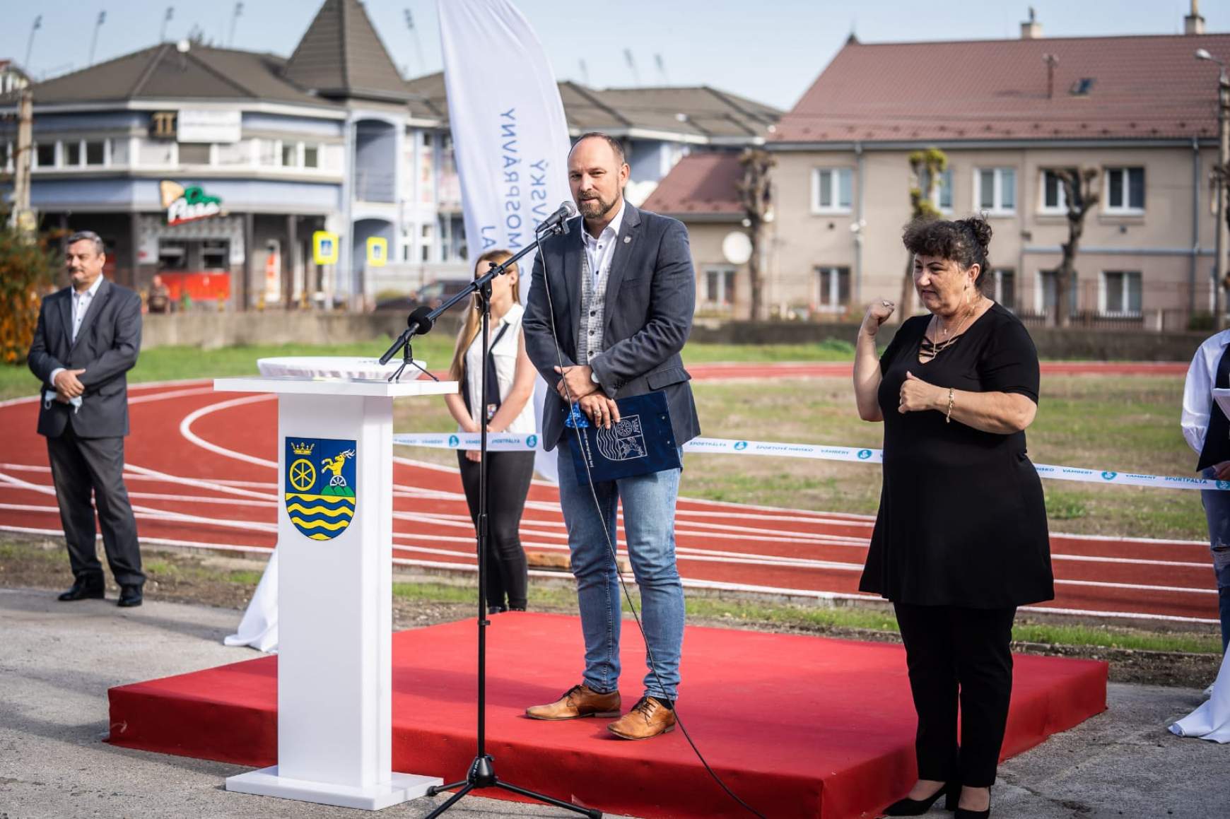 Sportpálya átadás - DSZ, Vámbéry gimi