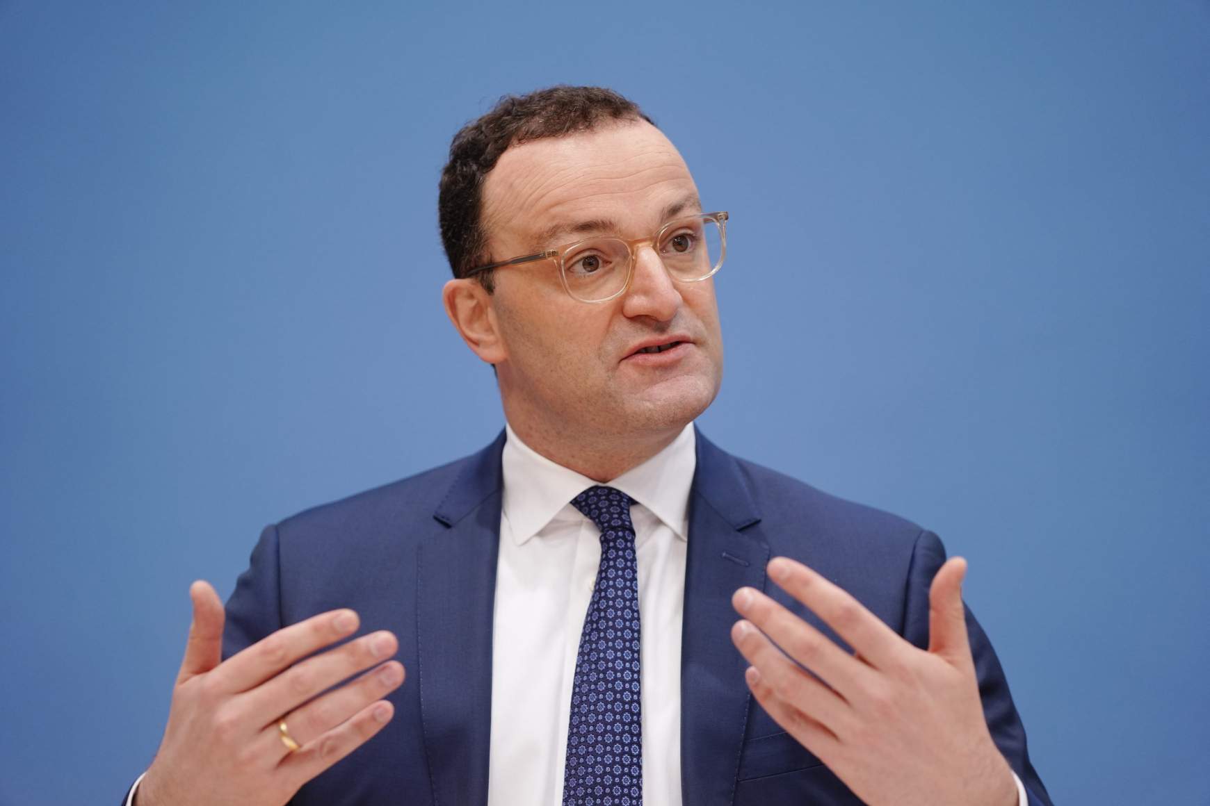 Három lehetőség
