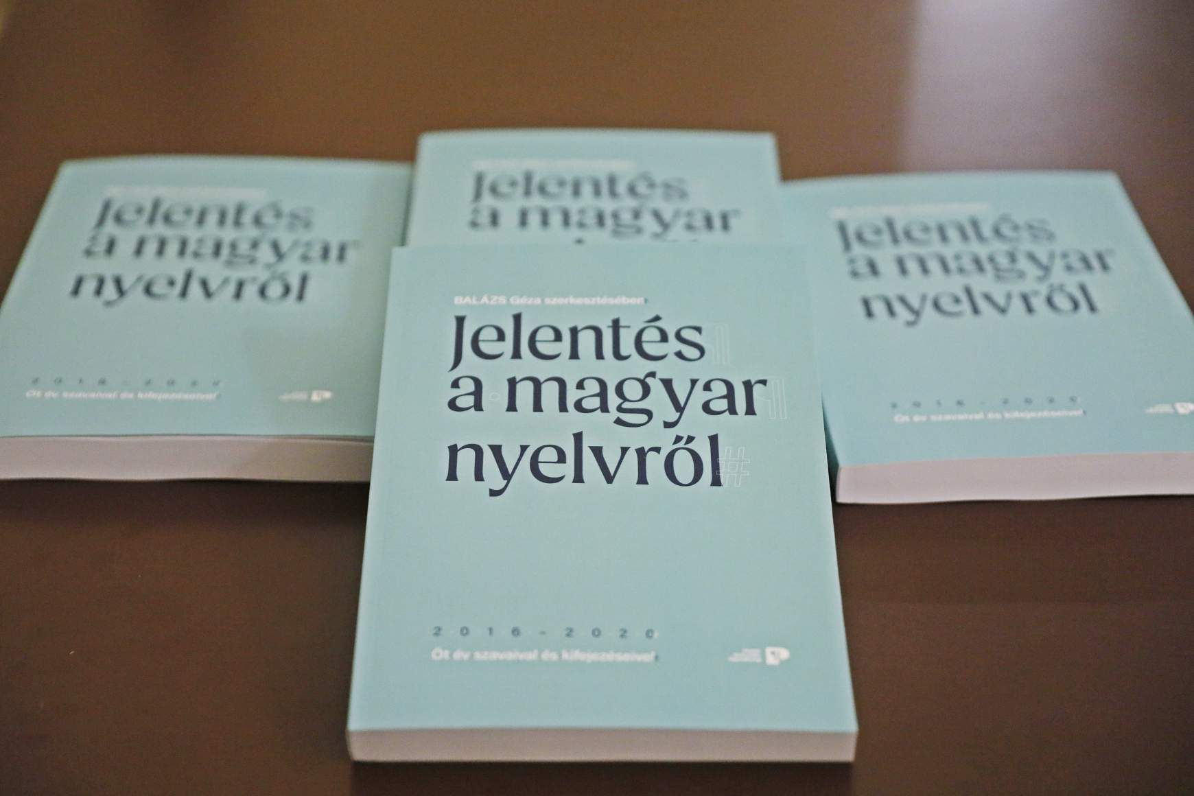 Jelentés a magyar nyelvről