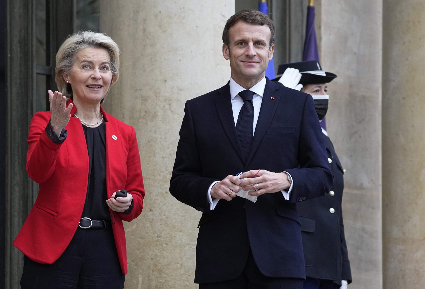Macron és Ursula von der leyen