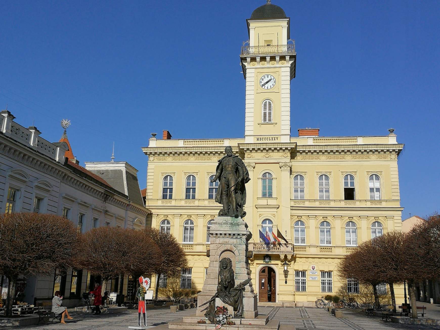 Komáromban egyre többen válogatják szét a szemetet, de a téren is még bőven van hová fejlődni