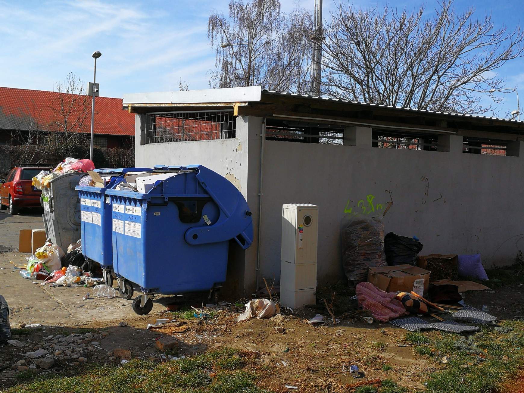 Lakótelep-szemlén Komáromban: kíméljük meg, s tartsuk rendben, ha már fejlesztik!