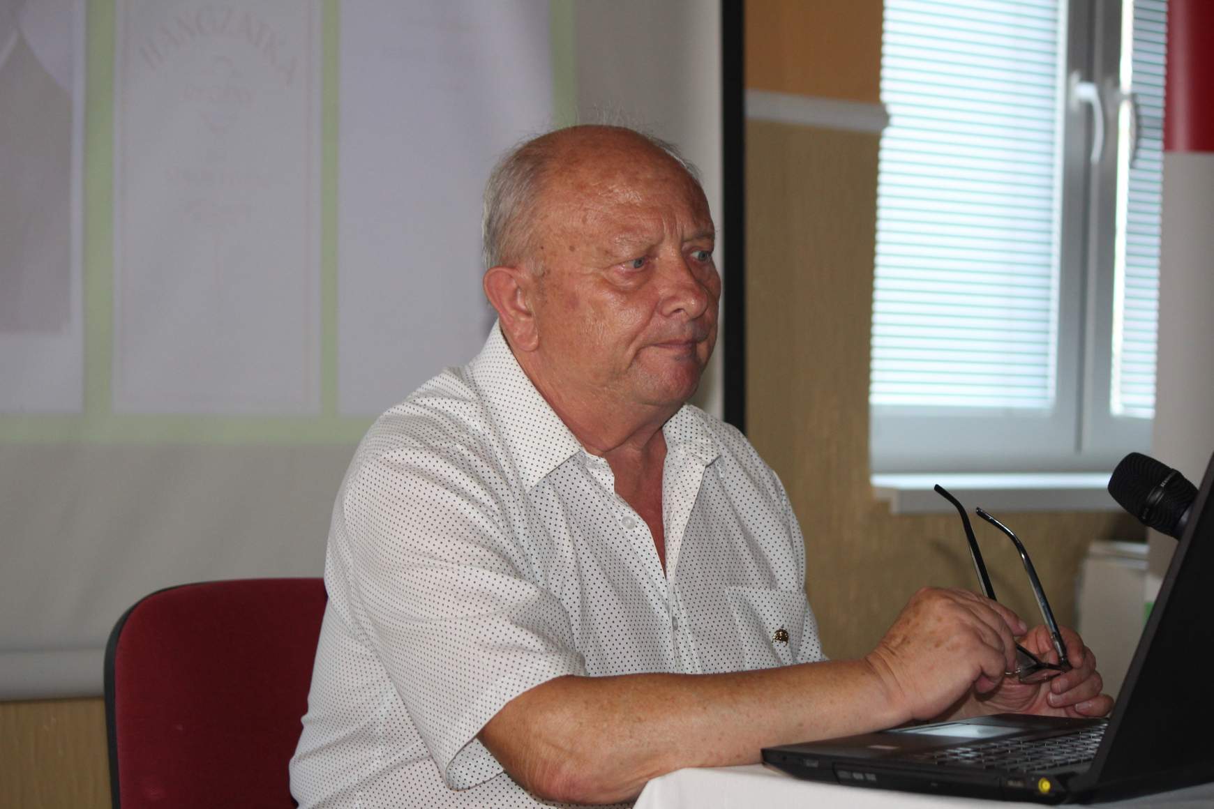 Oros László