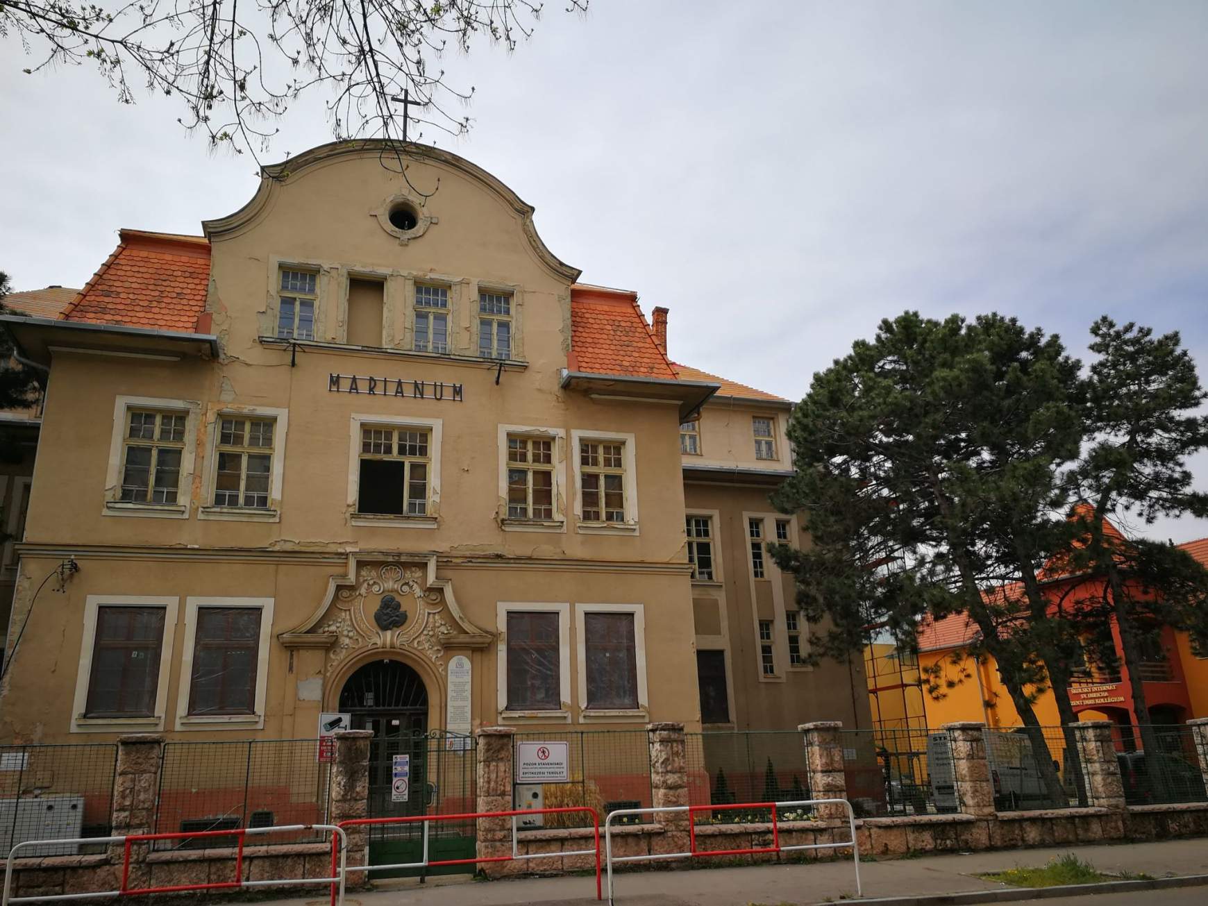  E hónapban befejeződik a  Marianum Egyházi Iskolaközpont főépületének felújítása