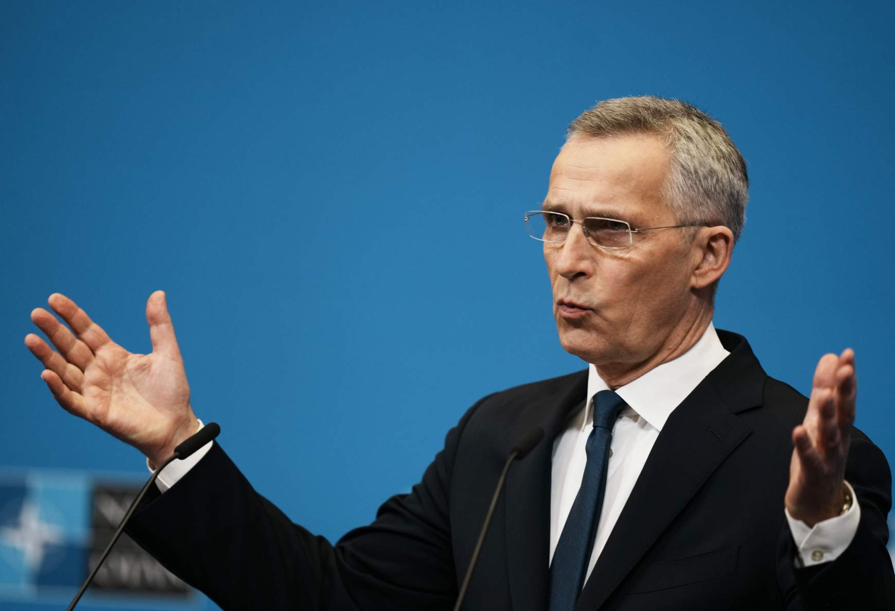 Rendkívüli Nato-csúcs