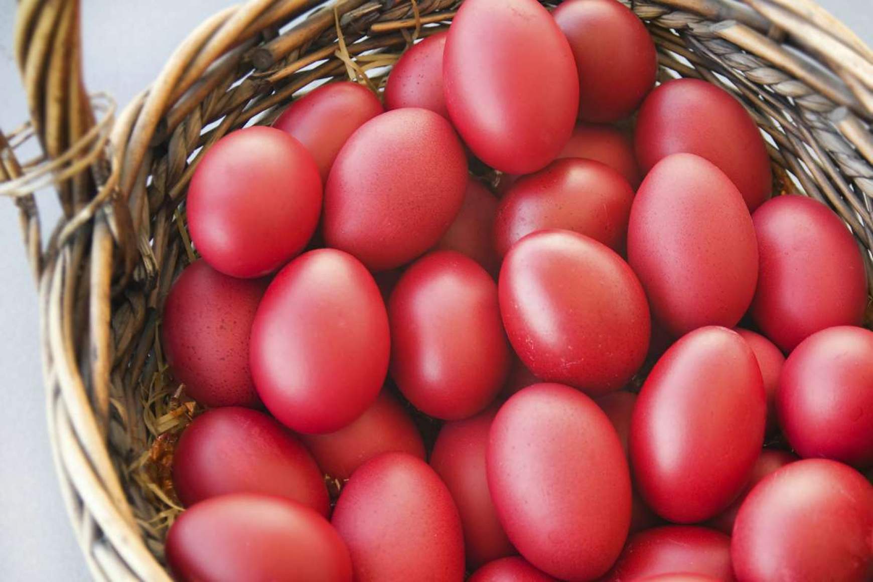 piros tojás