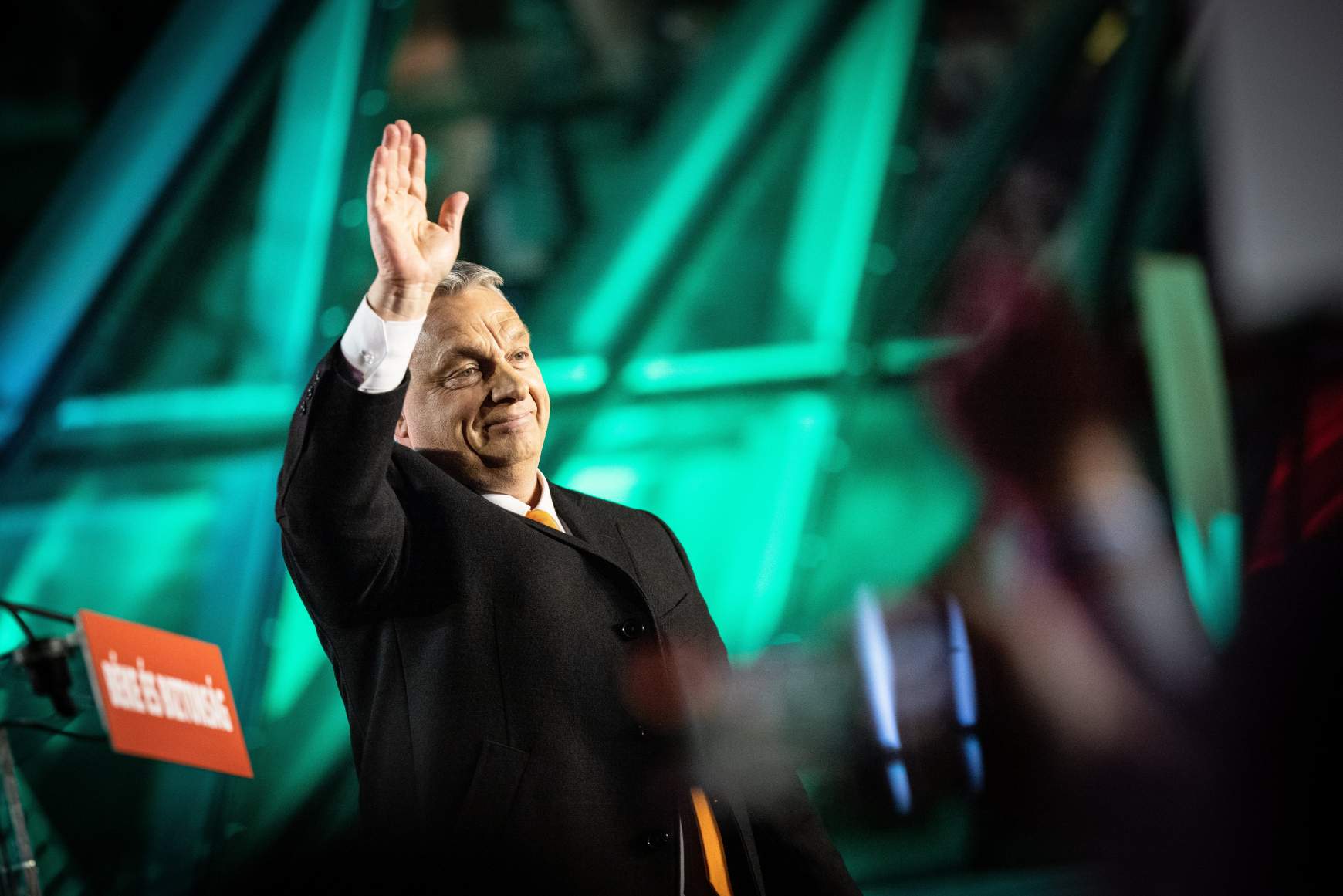 Orbán Viktor miniszterelnök, a Fidesz elnöke győzelmi beszédet mond a Fidesz-KDNP eredményváró rendezvényén