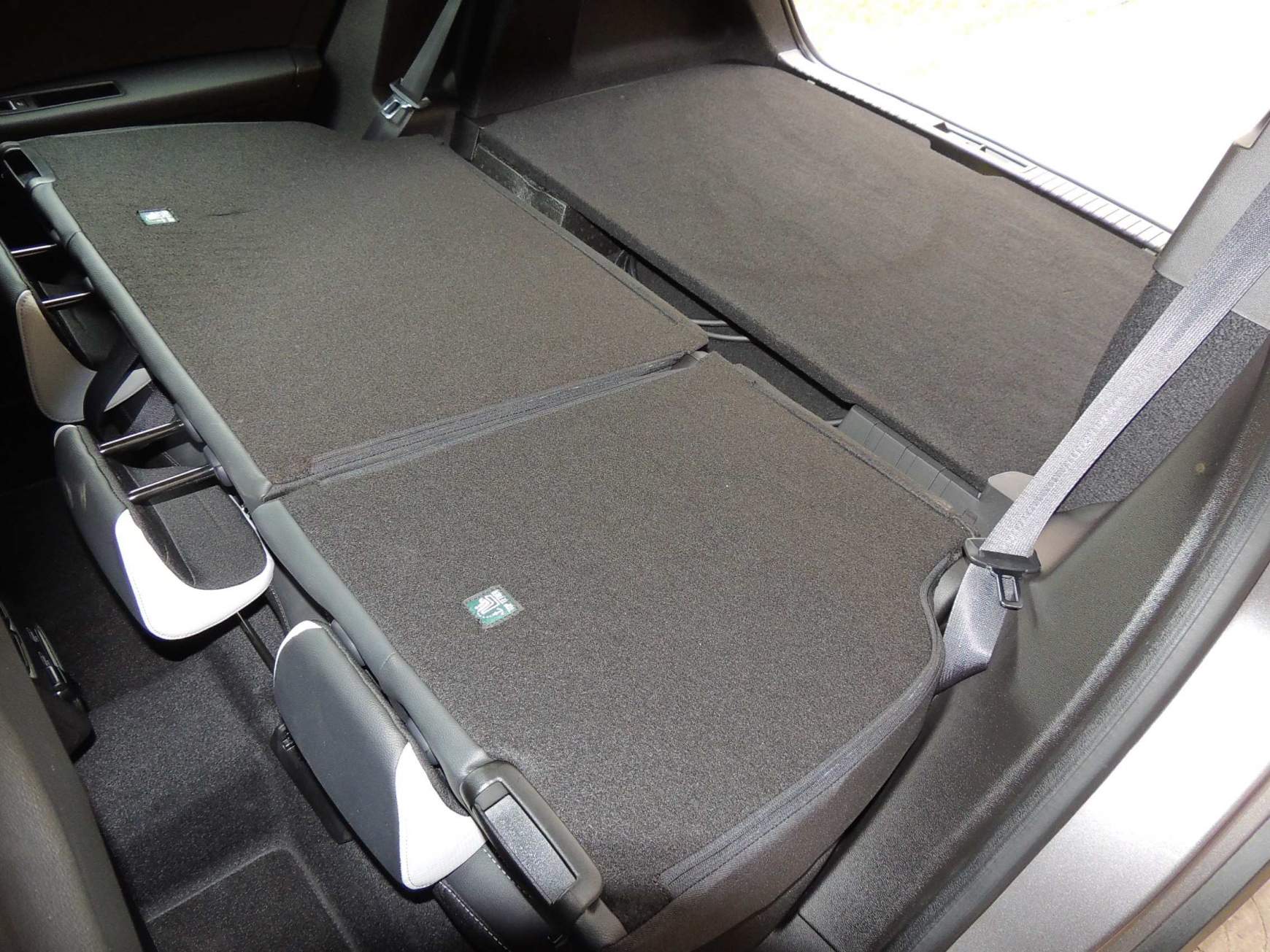 renault-captur-e-tech-plug-in-30