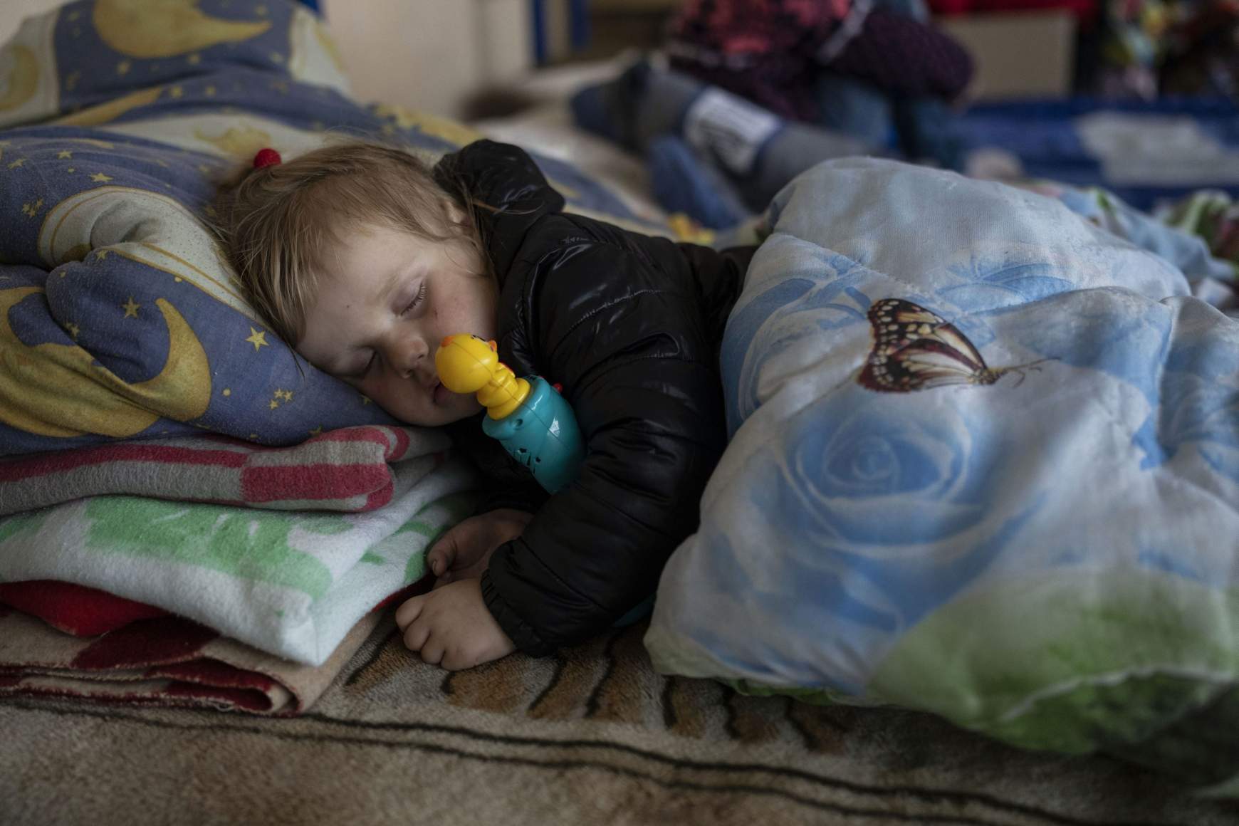 ukrajnai menekült kislány