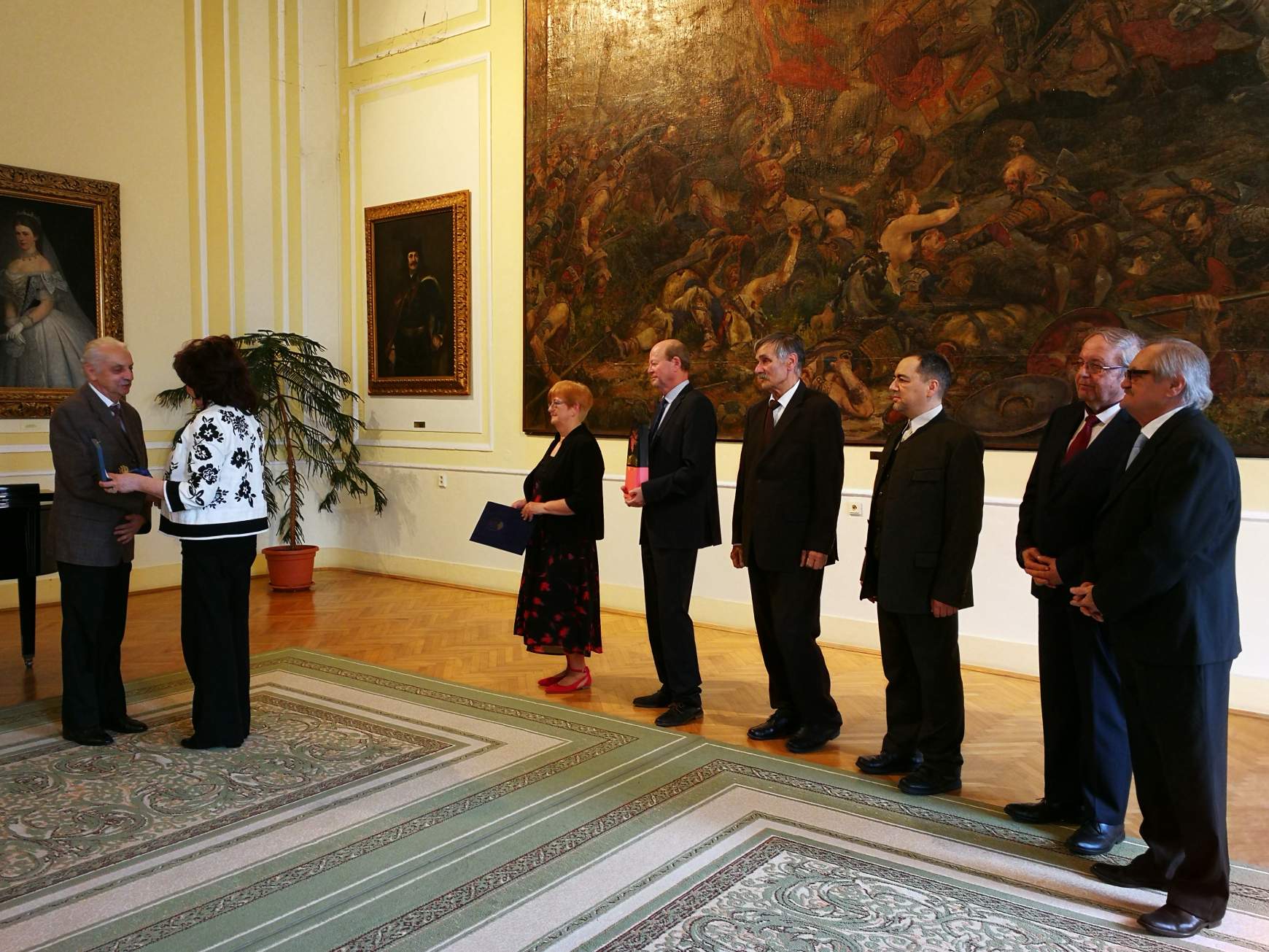 A zoboralji értékteremtő, Simek Viktor kapta az idei Szlovákiai Civil Becsületrend-díjat