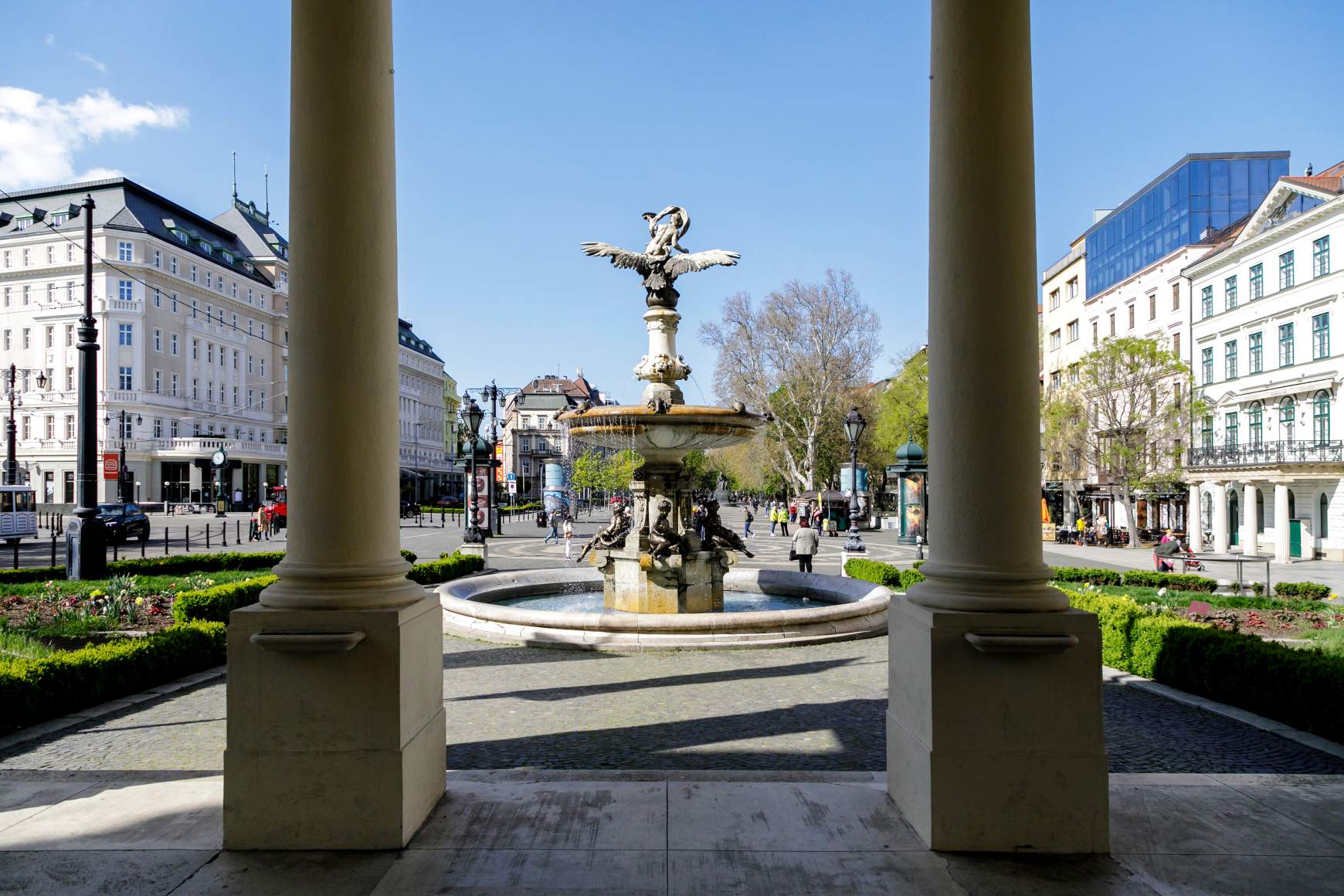 Hviezdoslav tér