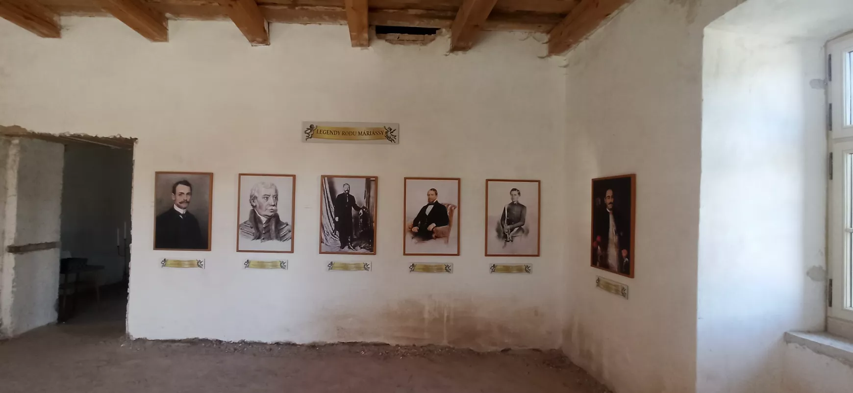 Márkusfalva, Máriássy család, portrékiállítás
