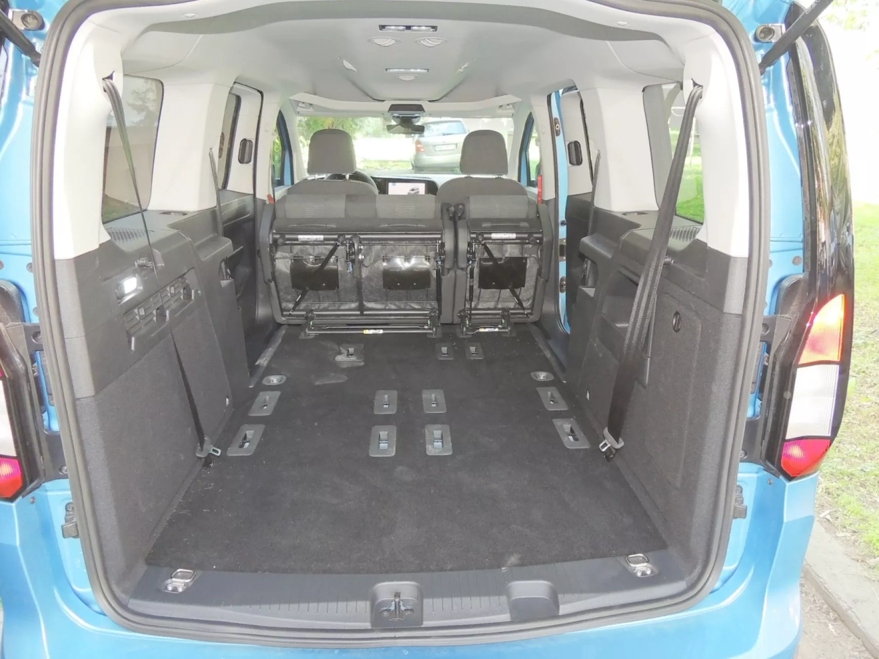 ford-grand-tourneo-connect-26