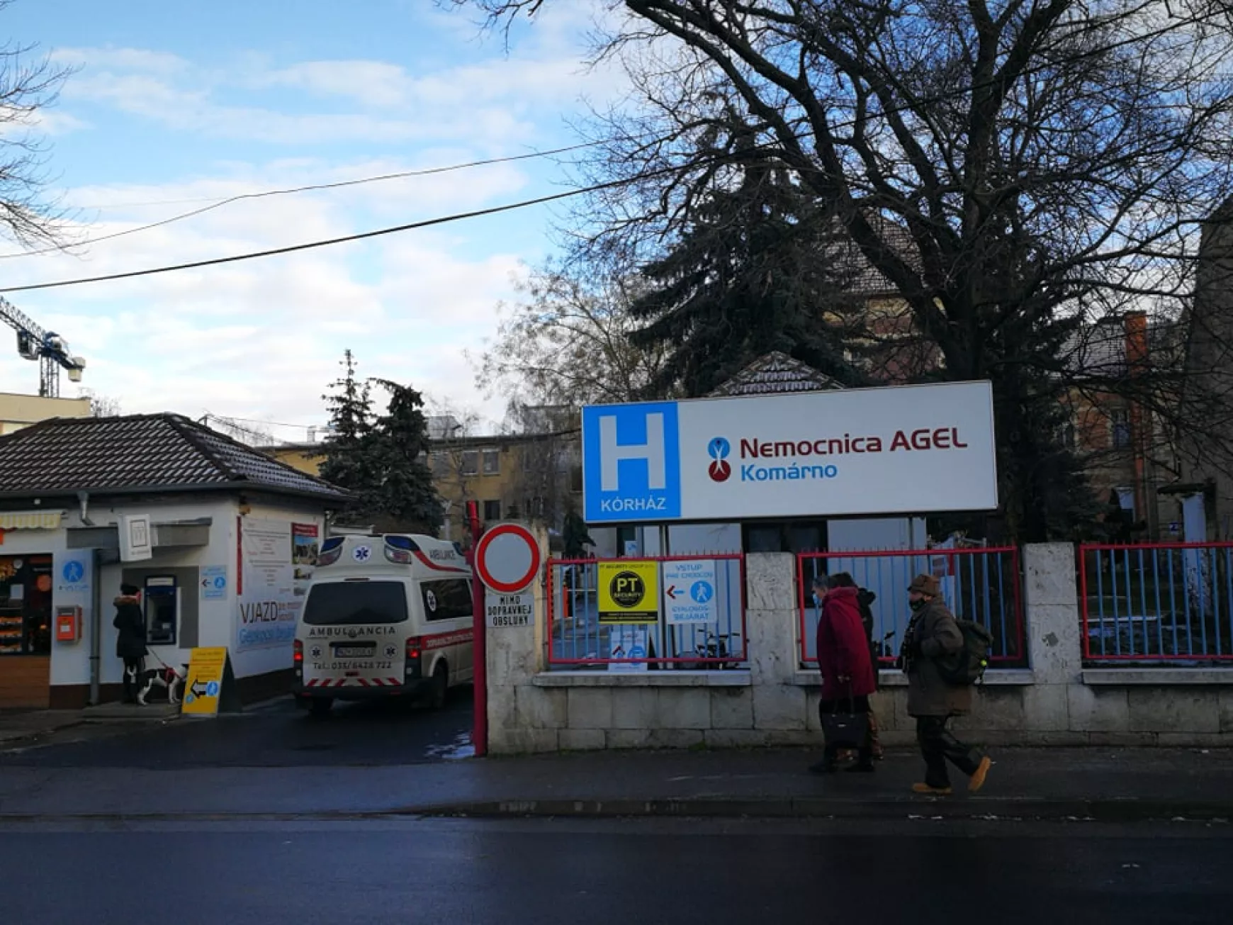  Péntektől az Omicron alvariáns ellen is oltanak Komáromban