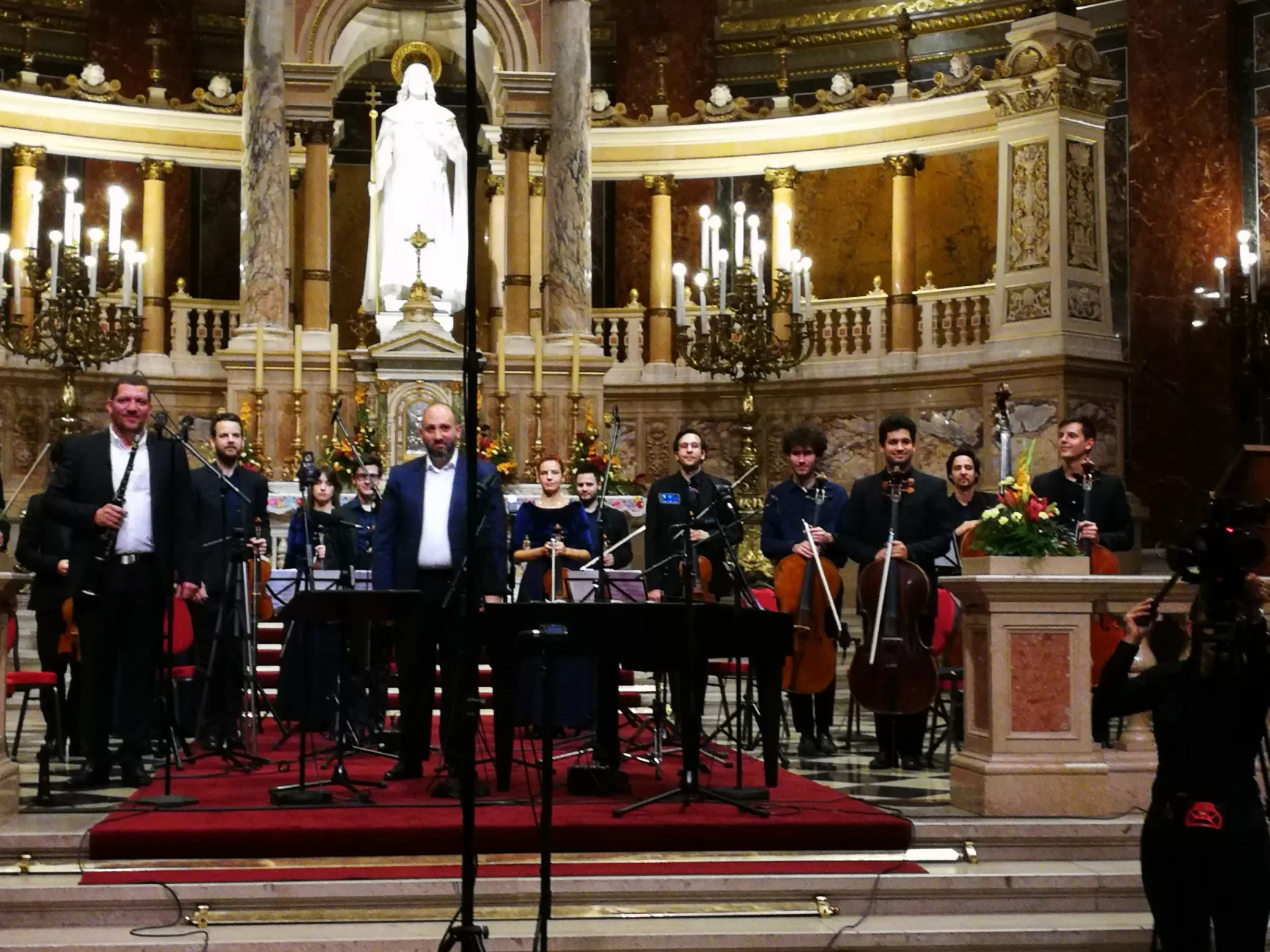 Az összmagyarságot egyesítő tárogatószótól zengett a budapesti Szent István Bazilika 
