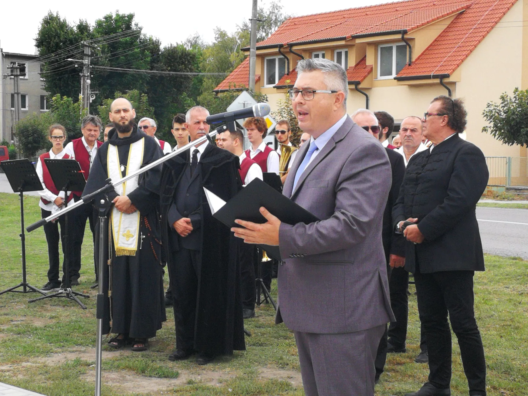 Turul-emlékműavatás a Szent Korona másának jelenlétében: „Kitárt szárnyaival továbbra is óvja a magyar nemzetet...!”