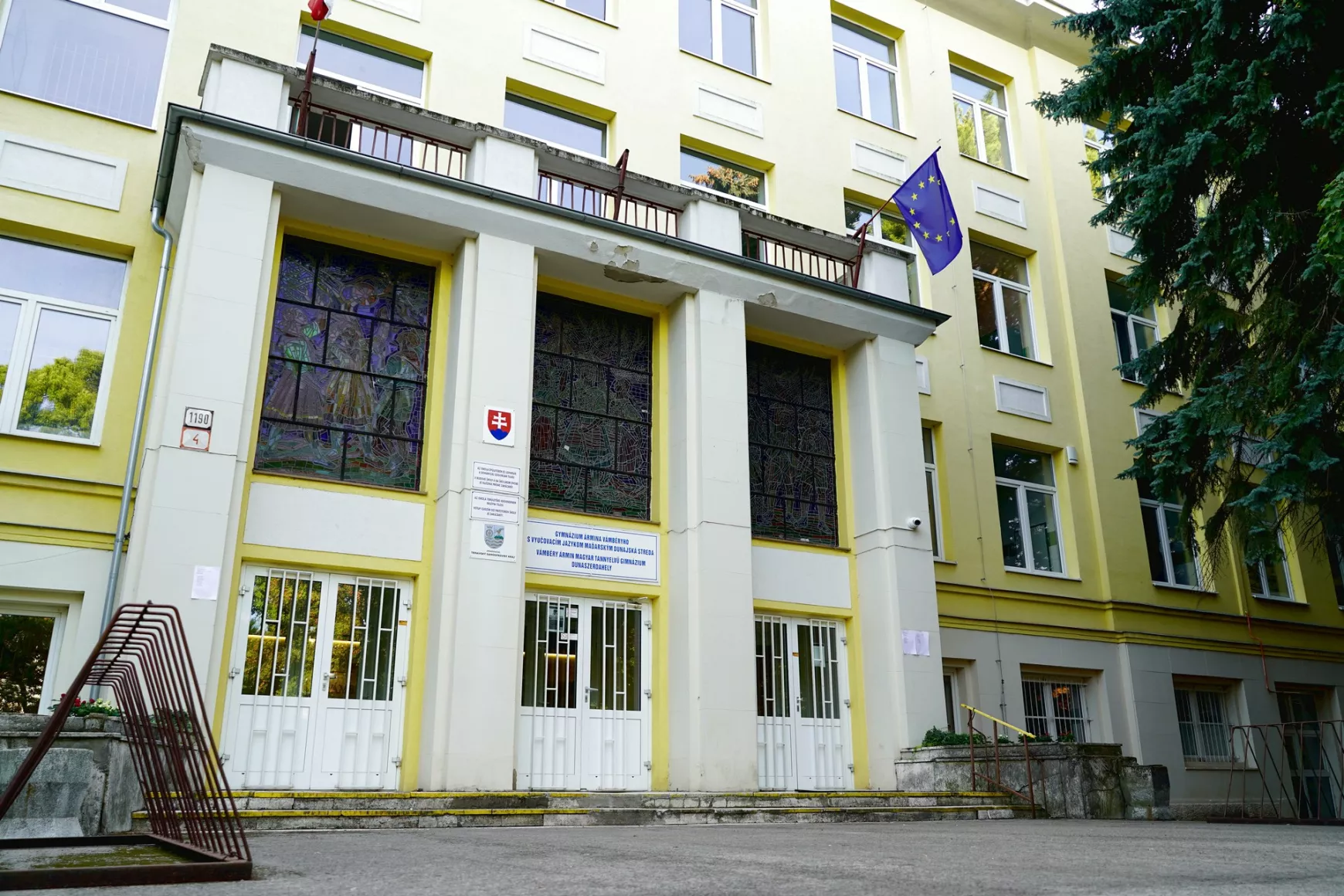 Vámbéry Gimi 70