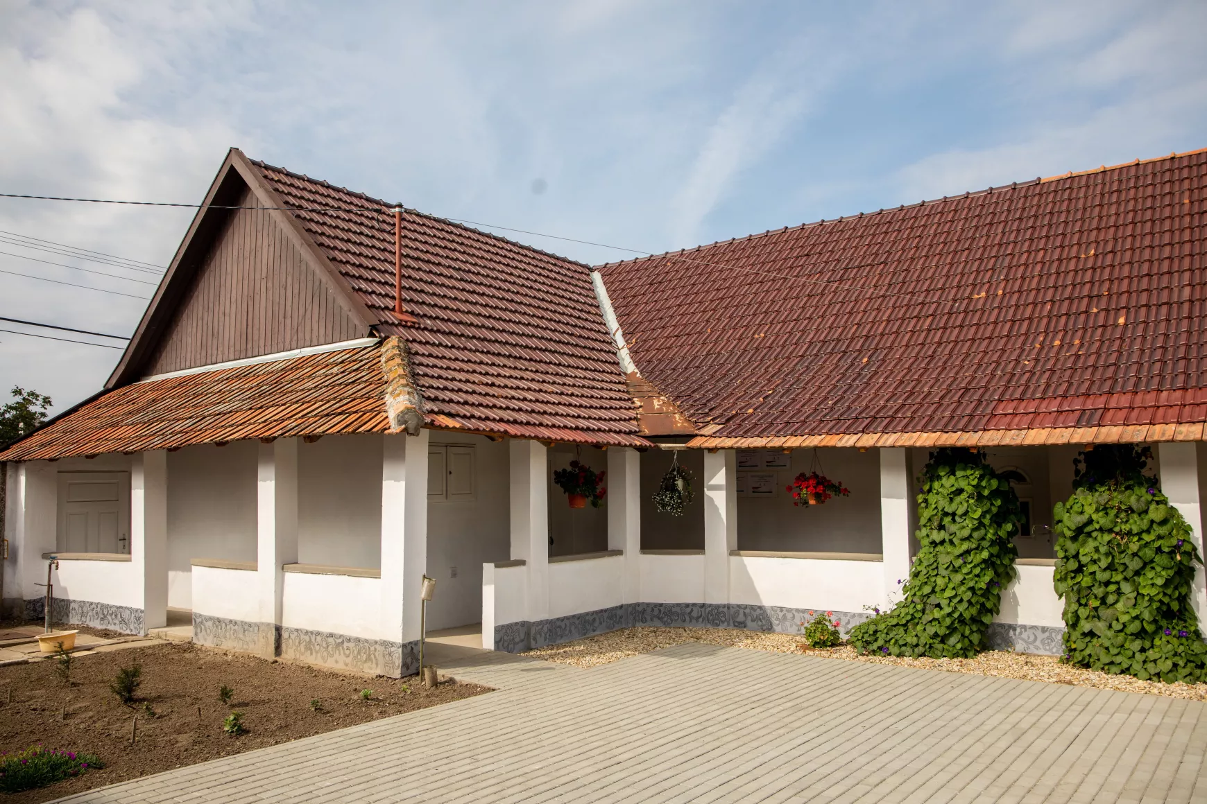Átadták - 1