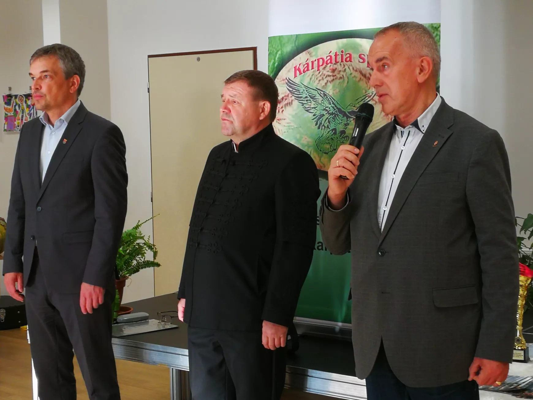 Folyik a XVII. Kárpát-medencei Összmagyar Nemzeti Diákbajnokság - Wichmann Tamás emlékverseny és a Kossányi Kupa asztalitenisz t