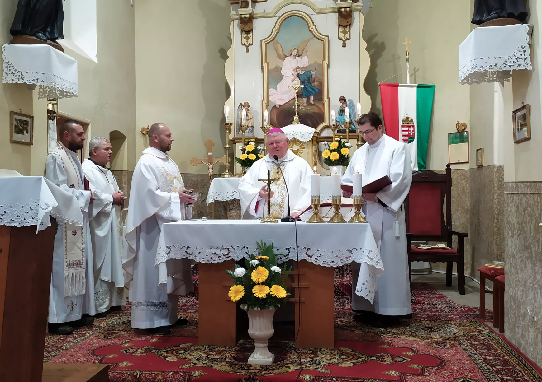 kicsindi templom