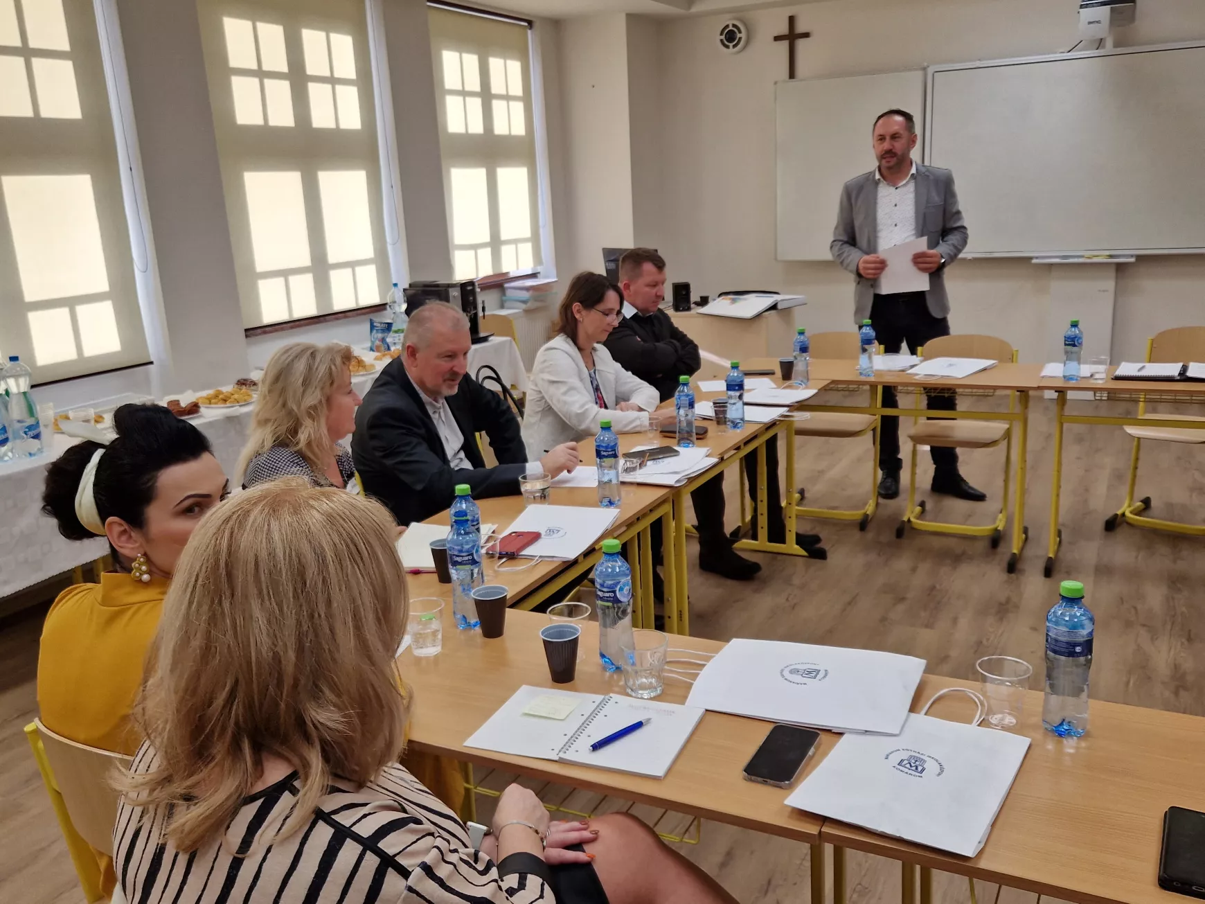 Hiánypótló szakmai fórum: a felvidéki magyar egyházi iskolák helyzetét, gondjait vitatták meg Komáromban