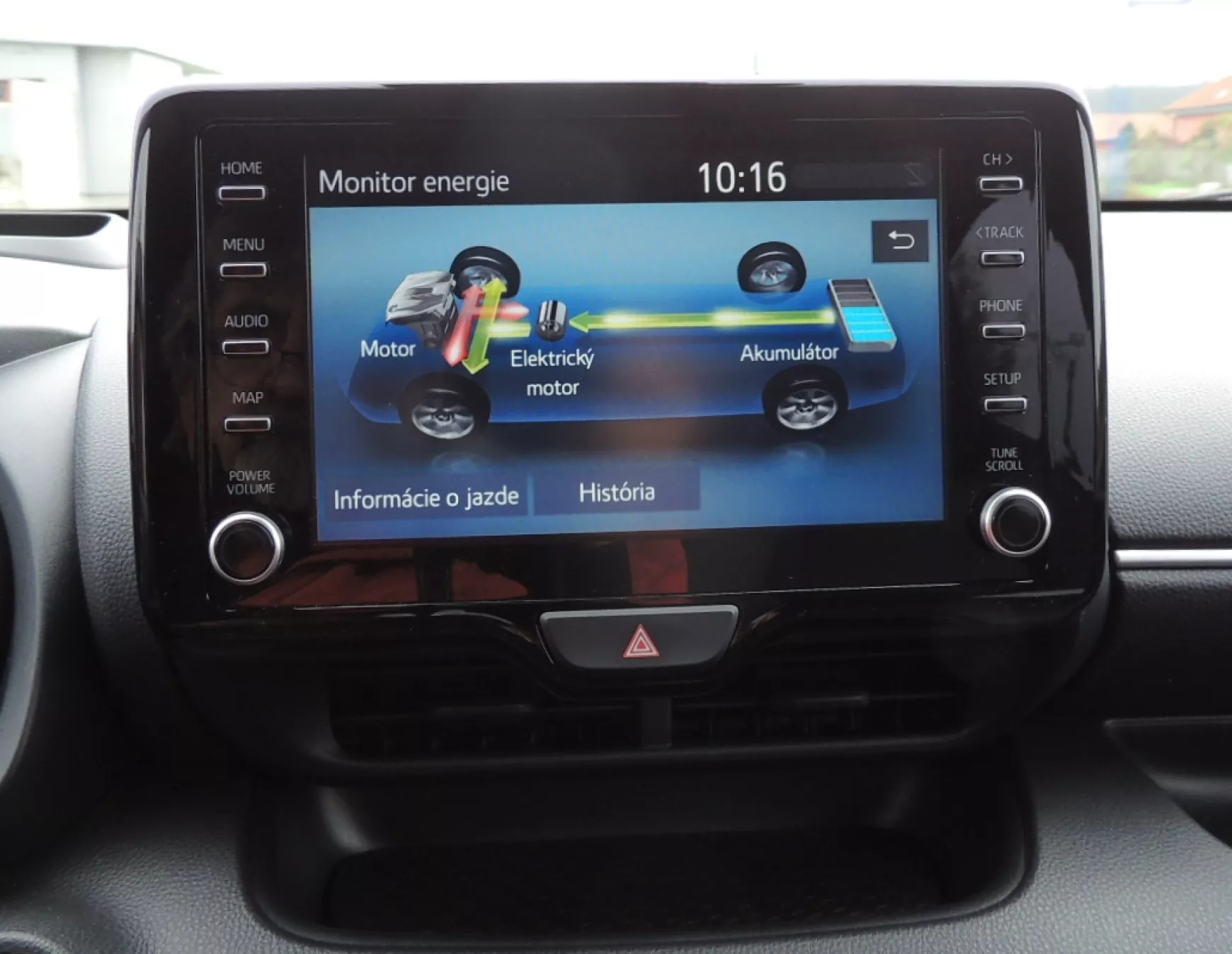 mazda2-hybrid-select-17