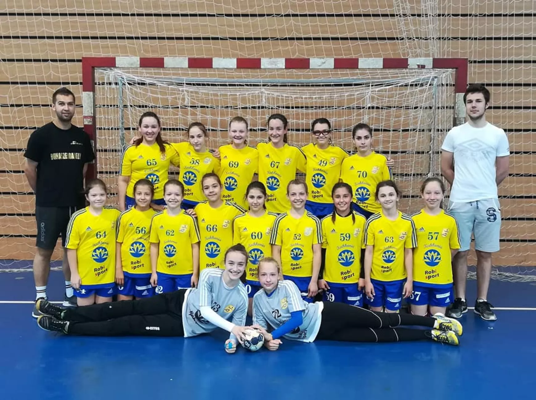 A dunaszerdahelyi lánycsapattal