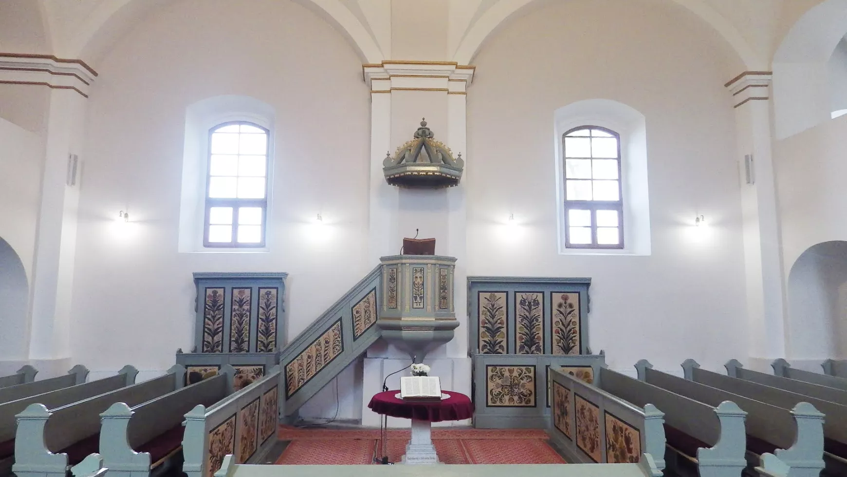kistárkányi templom