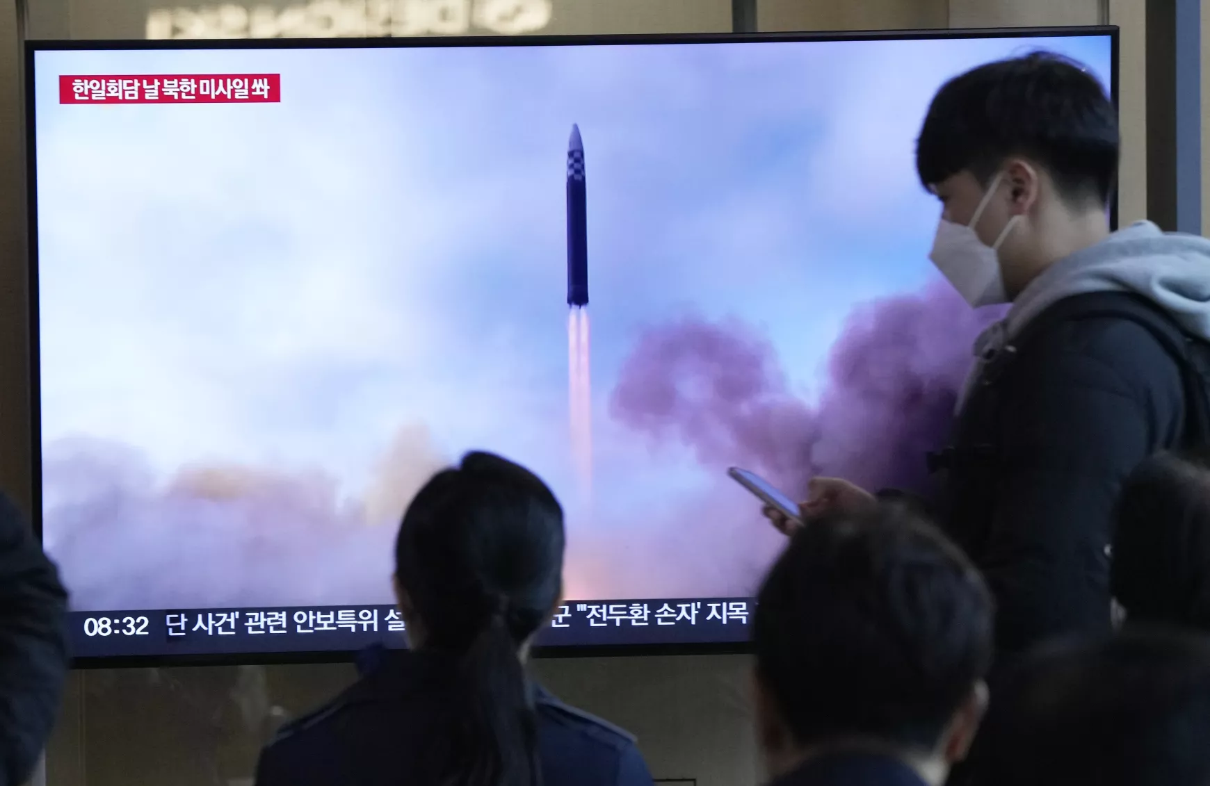 Észak-Korea ballisztikus rakéta