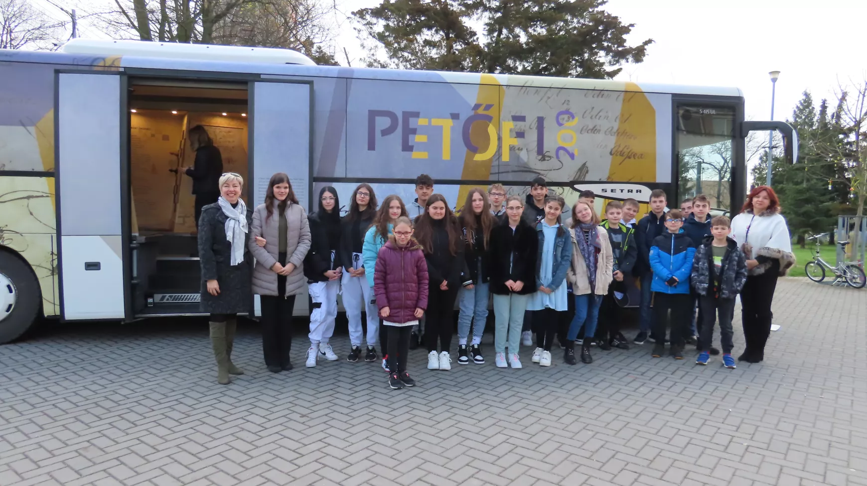 Petőfi-busz