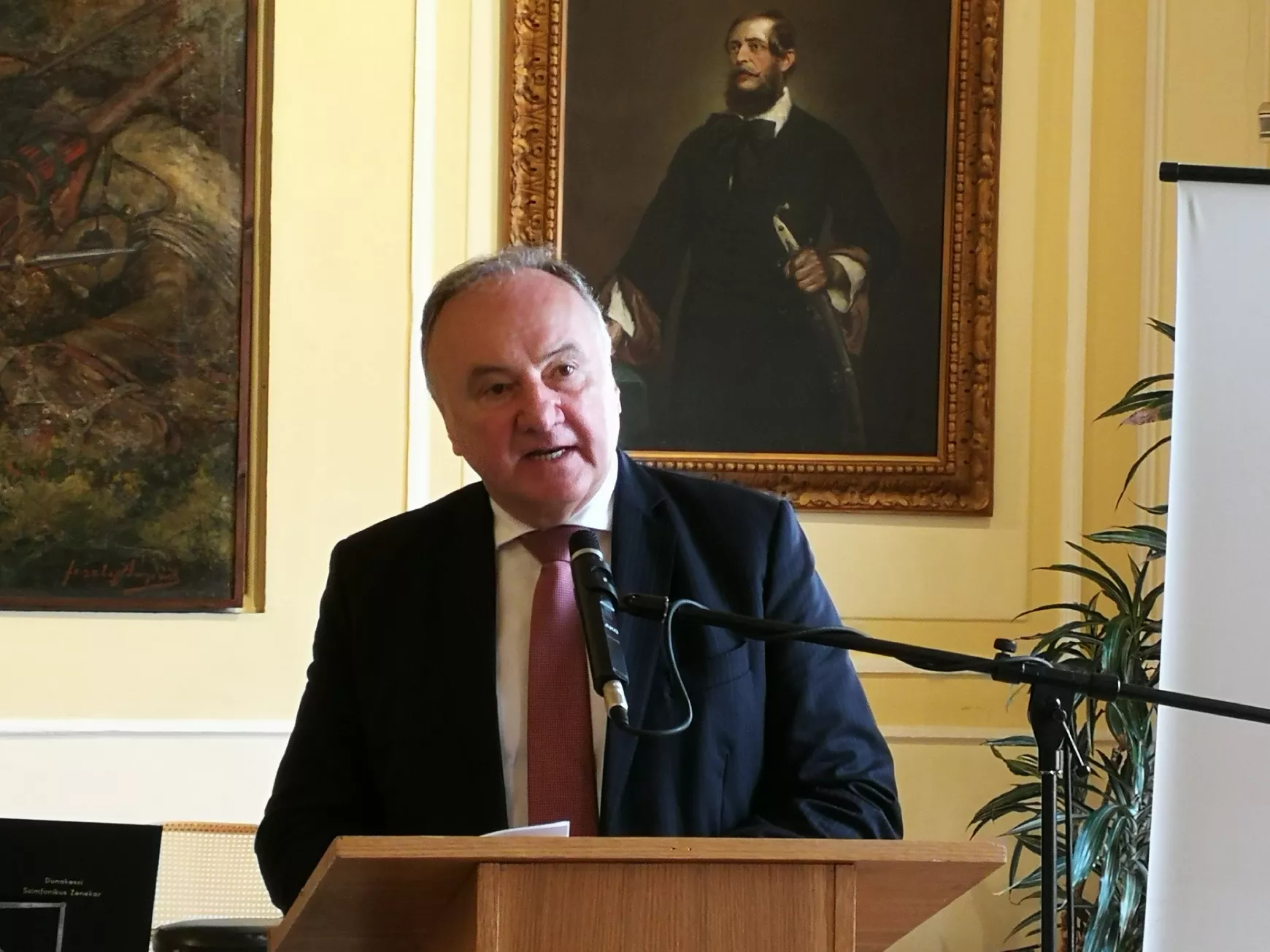Ladányi Lajos és Orosz Örs kapta az idei Szlovákiai Civil Becsületrend-díjat KÉPEKKEL