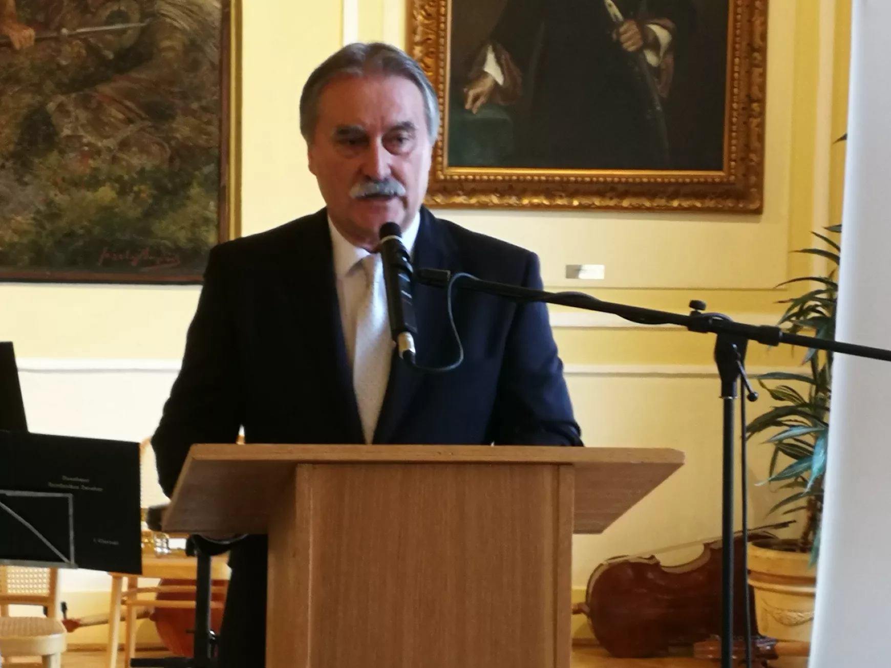 Ladányi Lajos és Orosz Örs kapta az idei Szlovákiai Civil Becsületrend-díjat KÉPEKKEL