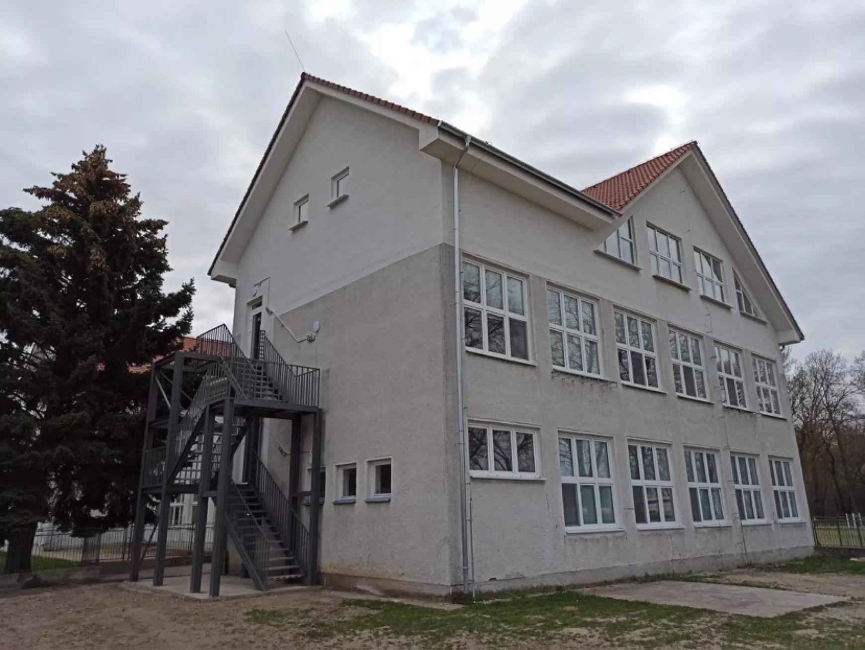 Alapiskolai beíratási körkép a Komáromi járásból