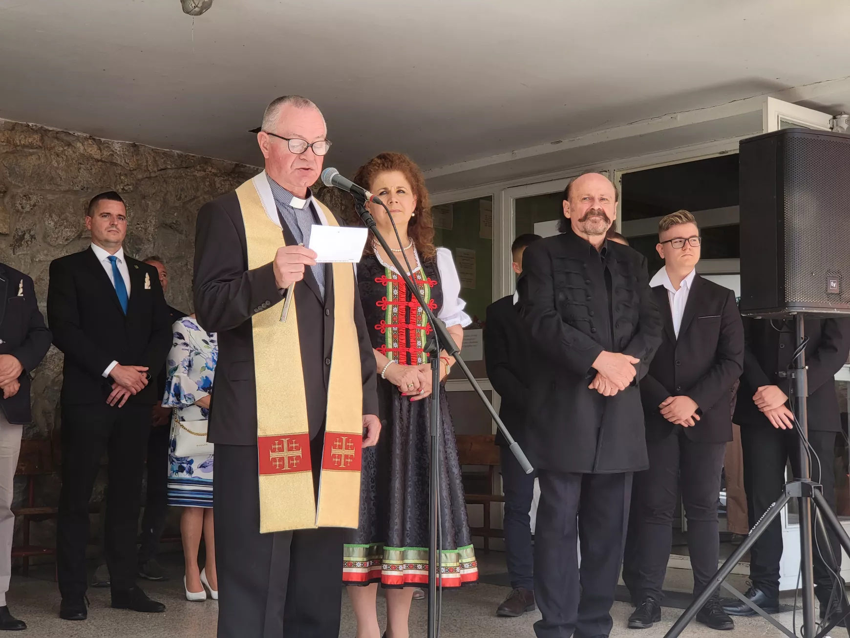 Nádszeg Petőfi Sándor Alapiskola és Óvoda névfelvétel