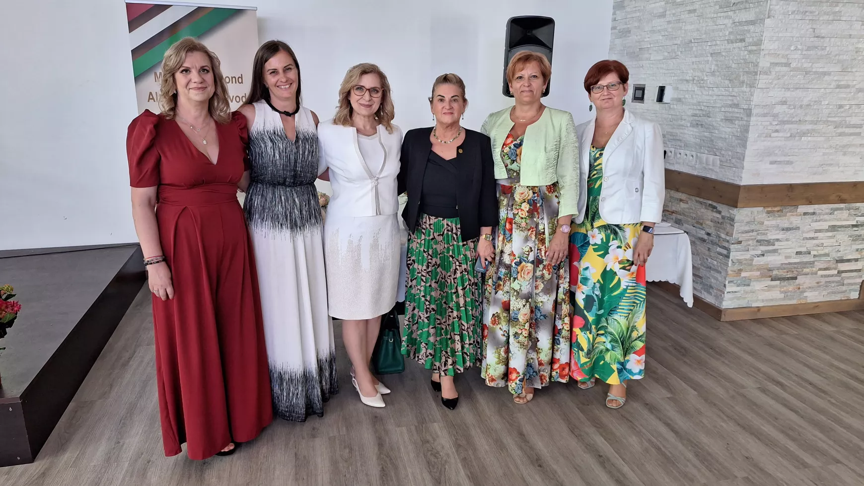 az-iskola-vezetosege-es-pedagogusai-fekete-irennel