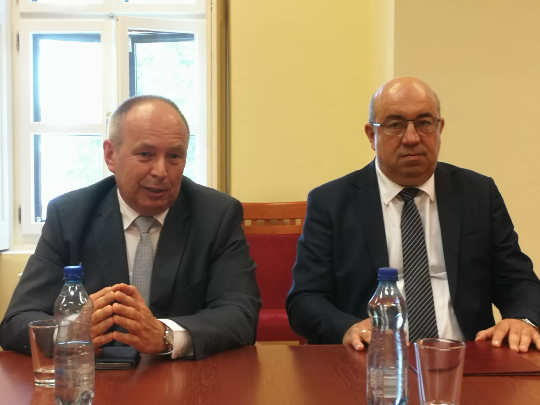  Történelmi pillanat a Selye János Egyetemen: sokrétű együttműködés követi a memorandum mai aláírását