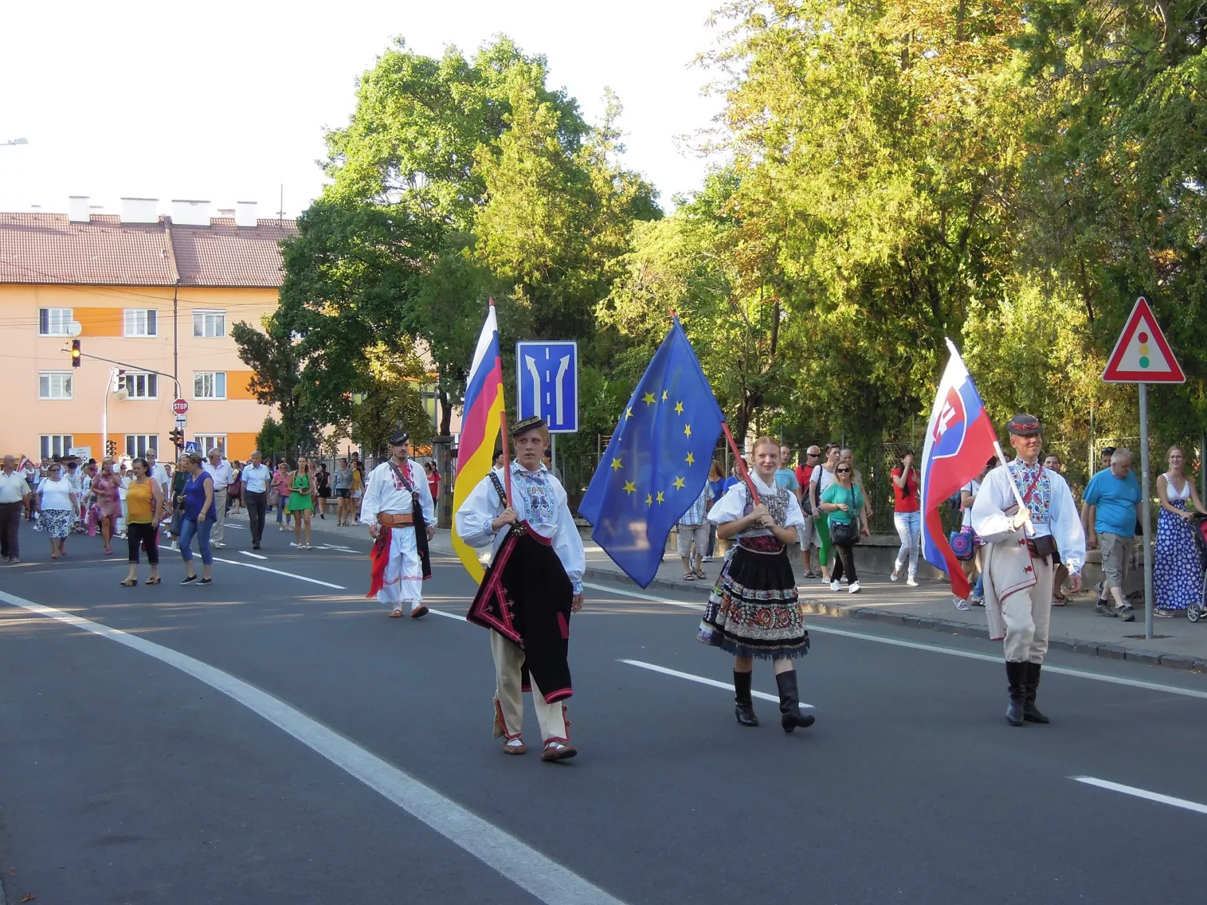 Folklór fesztivál