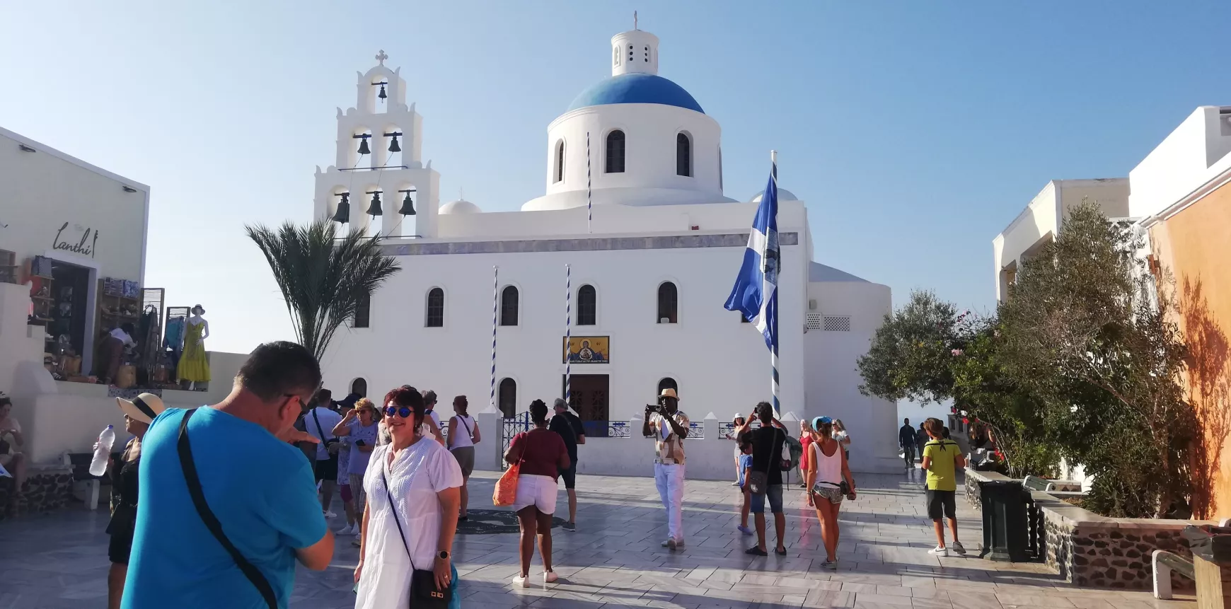 Görögkatolikus templom Oia-ban.