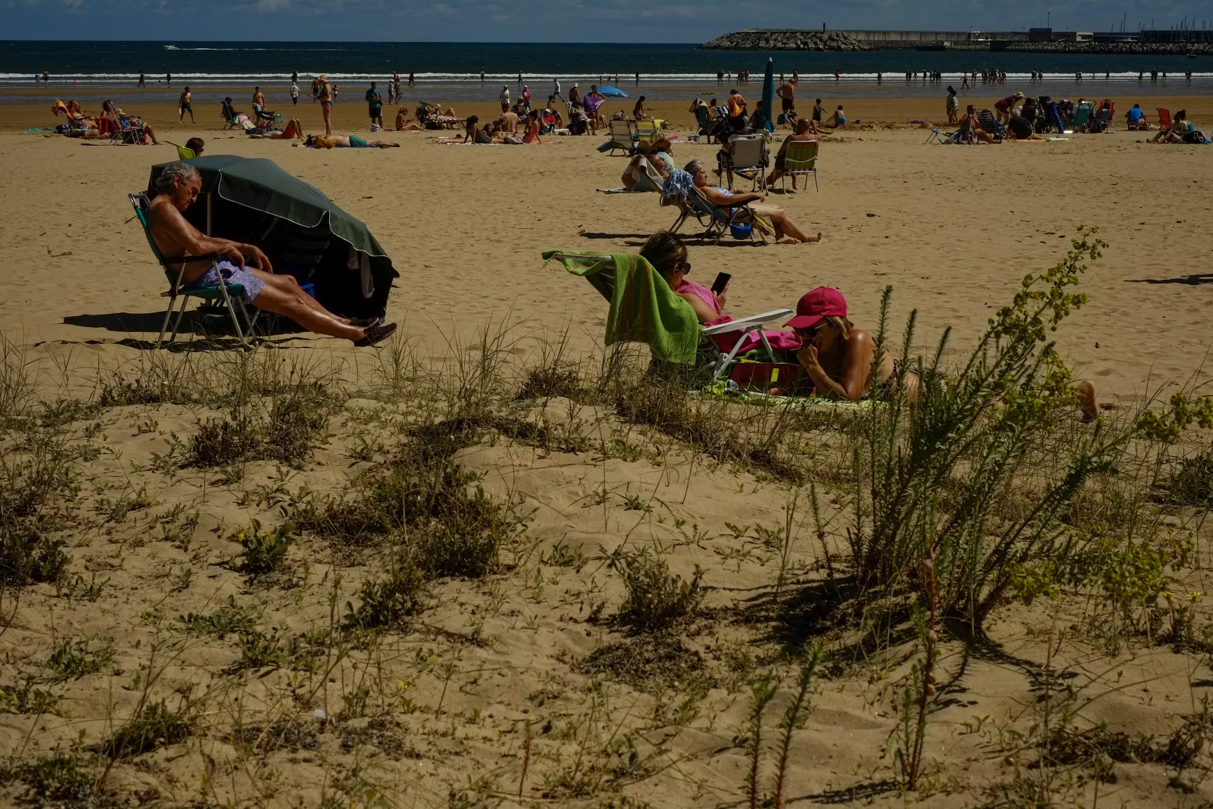 Strand Larede kézelôben, Spanyolországban