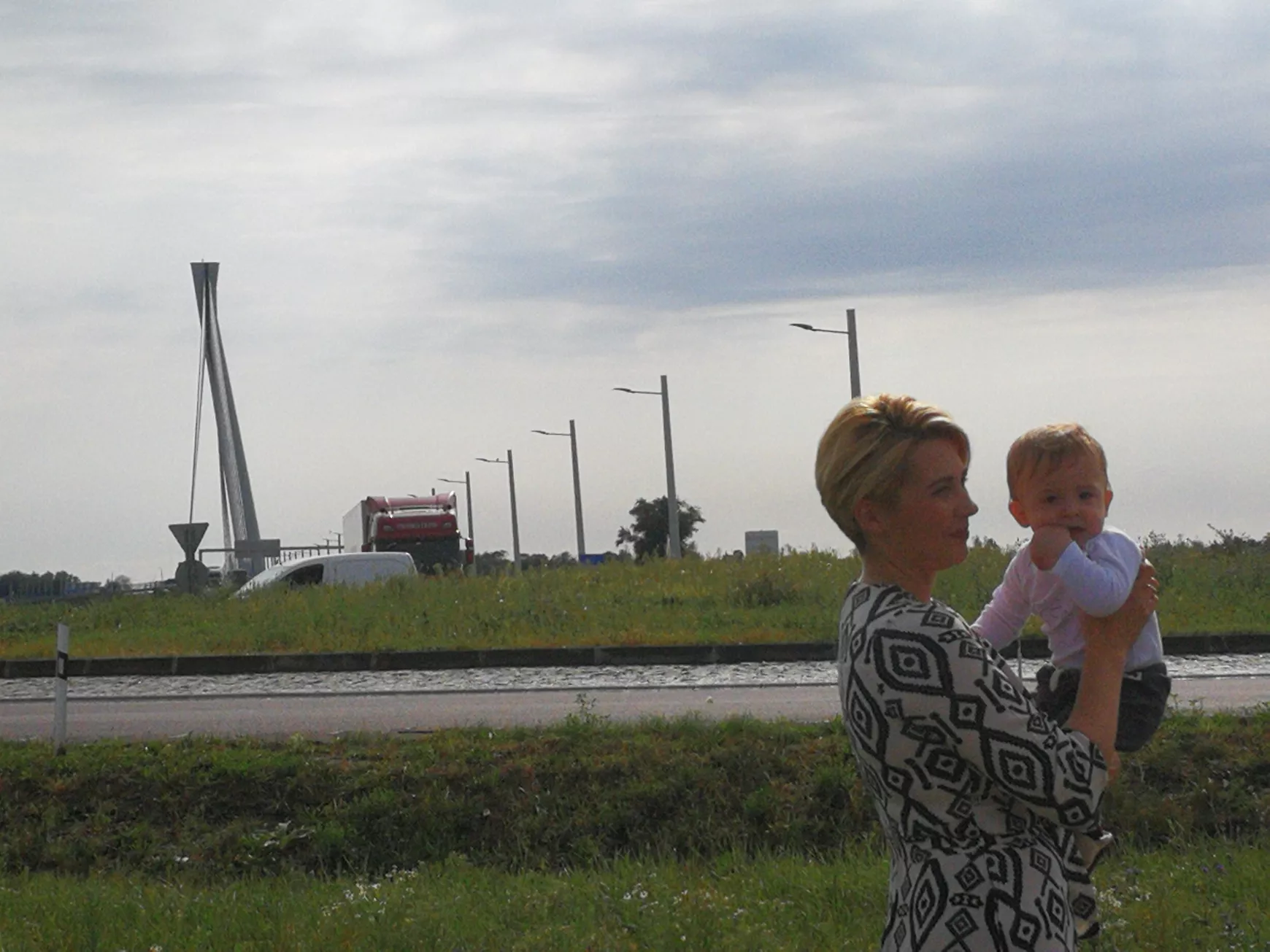 Pótolnák az infrastrukturális fejlesztések terén mutatkozó hiányt KÉPEKKEL