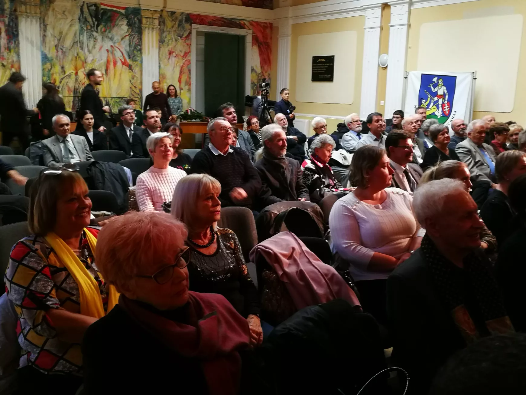 „Az ’56-osok bátorsága és hazaszeretete világszerte összeköt minket” KÉPEKKEL