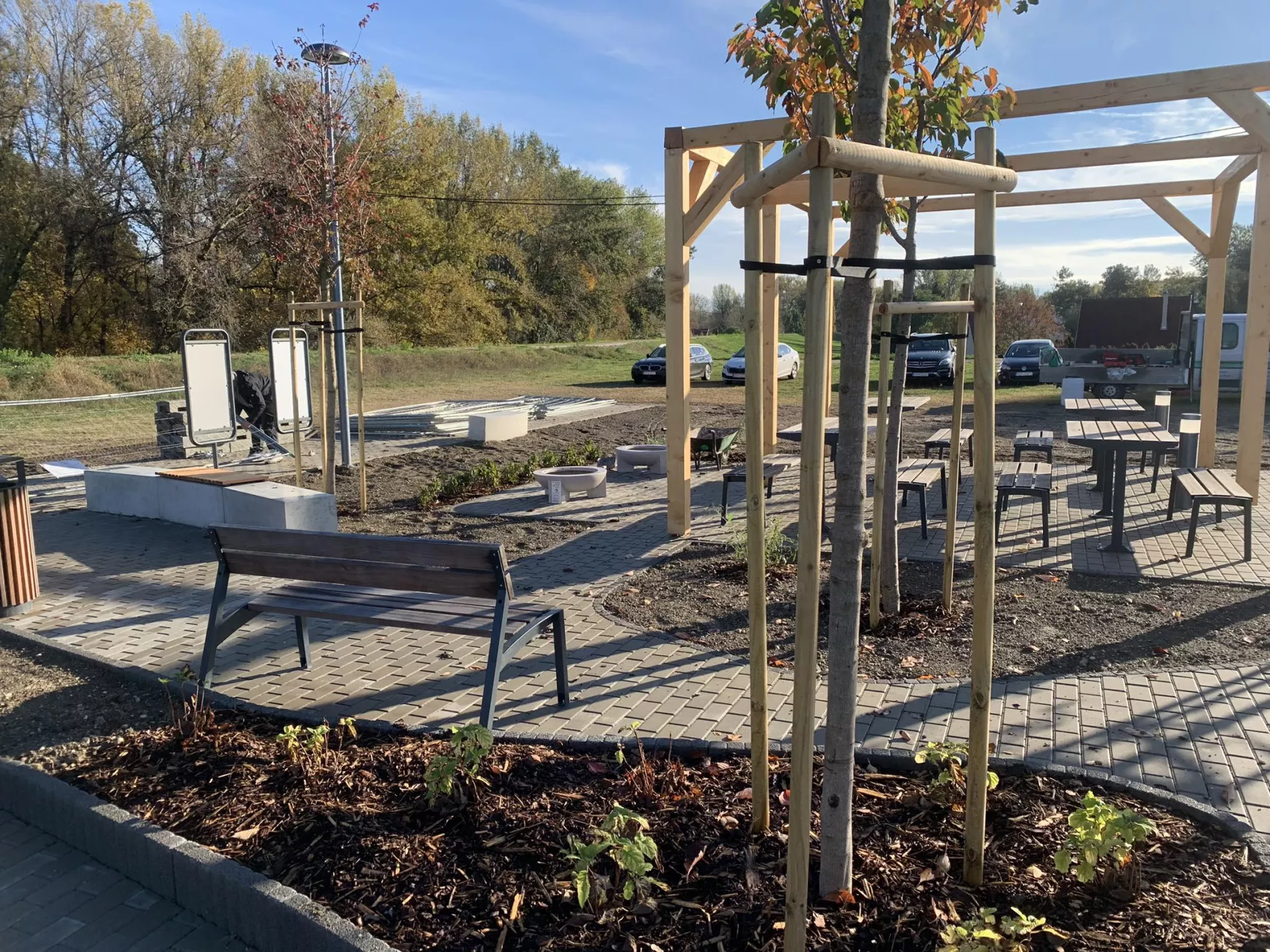 Többfunkciós pihenőpark létesült Komárom-Kabátfalun KÉPEKKEL