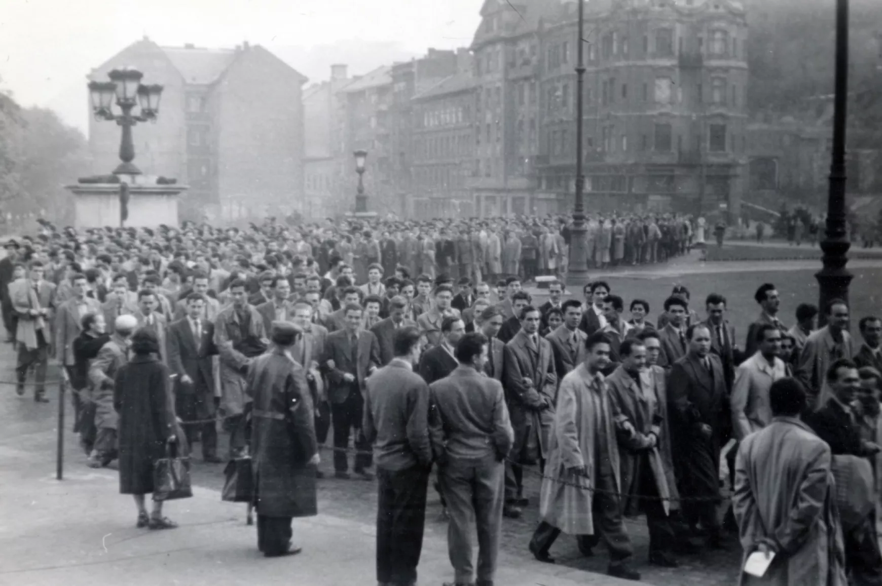 1956