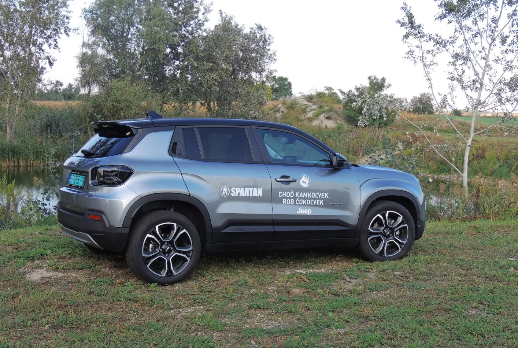 jeep-avenger-summit-02