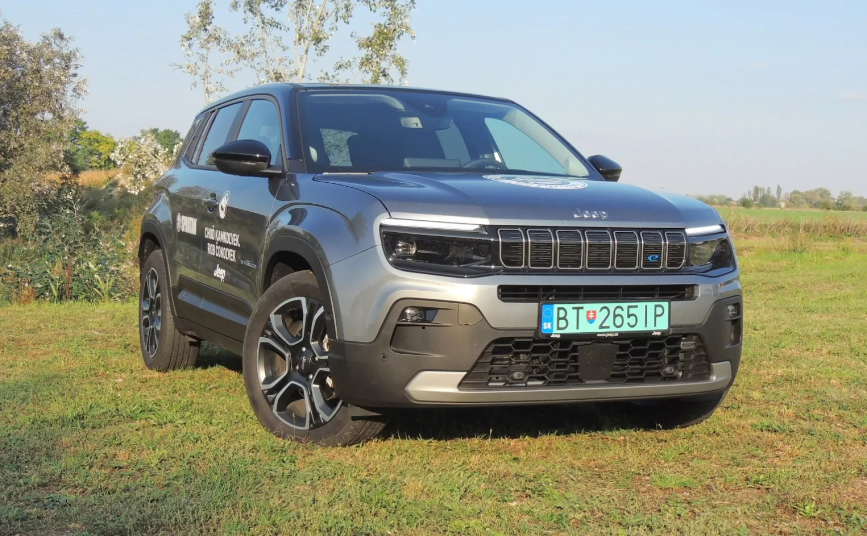 jeep-avenger-summit-03