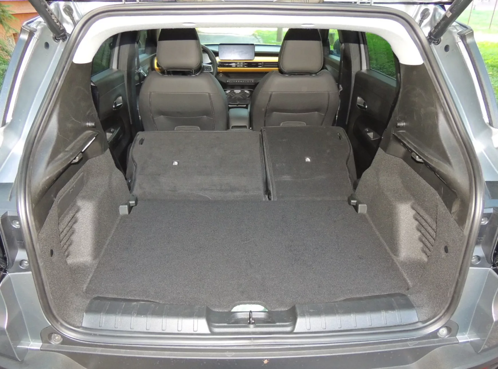 jeep-avenger-summit-22
